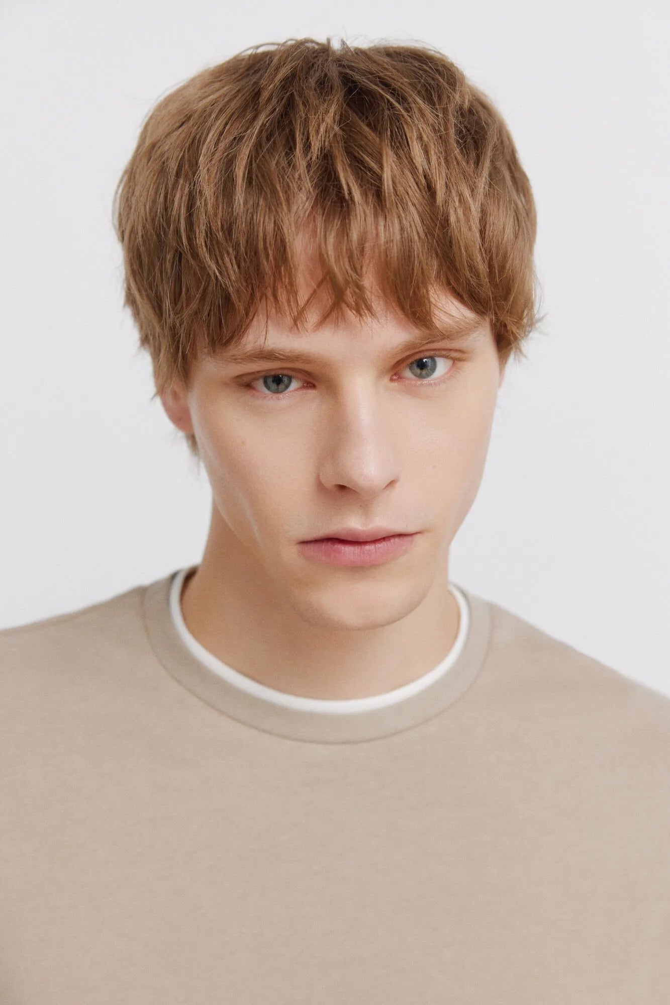 Springfield Beige Men Double Neck T-Shirt SKU: 3283427_36 Image 04