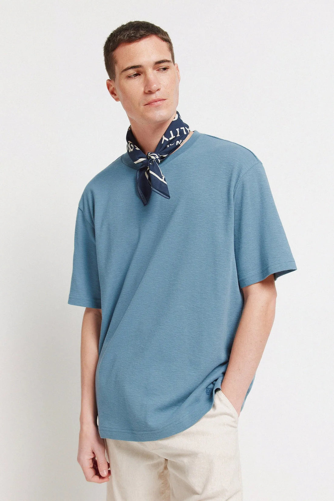 Springfield Blue Men Textured T-Shirt SKU: 3283428_18 Image 01