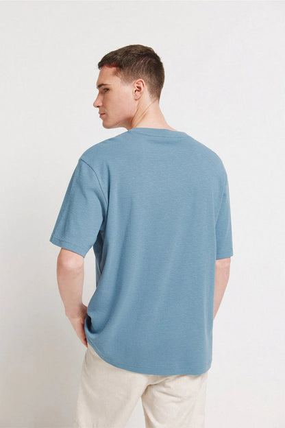 Springfield Blue Men Textured T-Shirt SKU: 3283428_18 Image 04