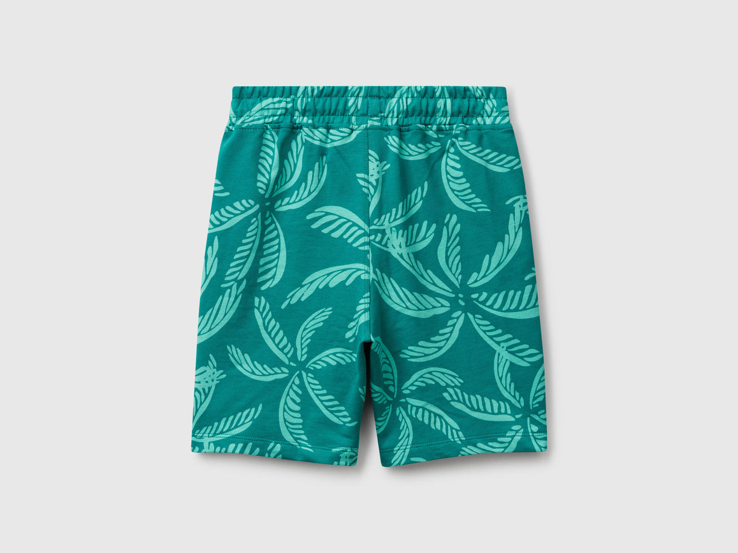 Benetton_Bermudas with Tropical Print_32IEC903E_75J_02