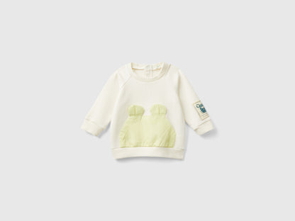 Sweatshirt With Pocket And Applique_32KNA1054_036_01