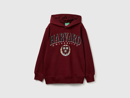 Benetton_Burgundy_Hoodie ©Harvard University_32N4C204U_129_01