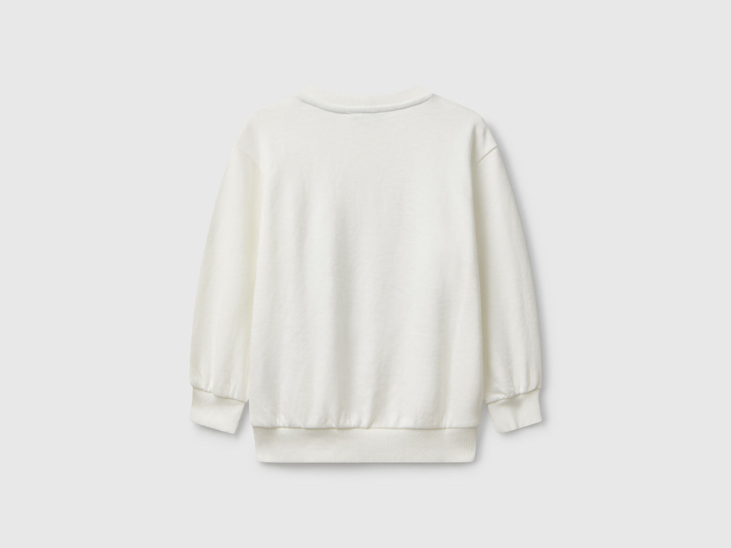 Benetton_Creamy White_Sweatshirt with Kangaroo Pocket_32N4G10KO_074_02