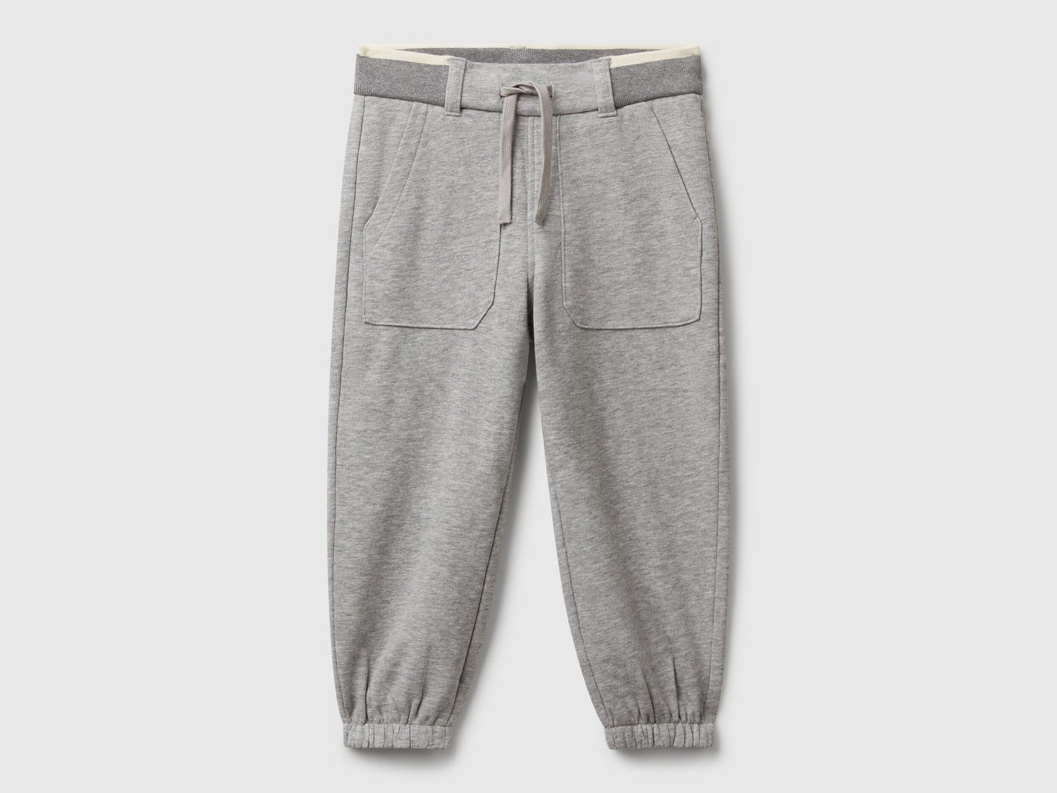 Benetton_Light Gray_Sweatpants with Drawstring_32N4GF050_501_01