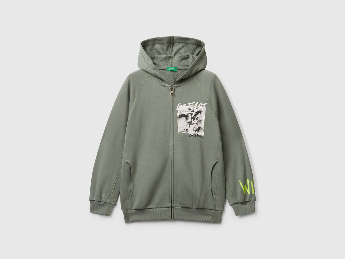 Benetton_Light Green_Sweatshirt with Prints_33NVC505A_075_01