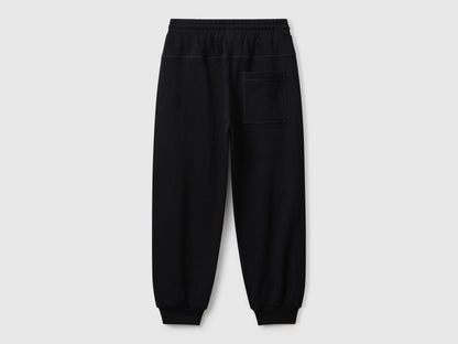 Benetton_Black_Sweatpants with Graffiti Print_33NVCF06D_100_02