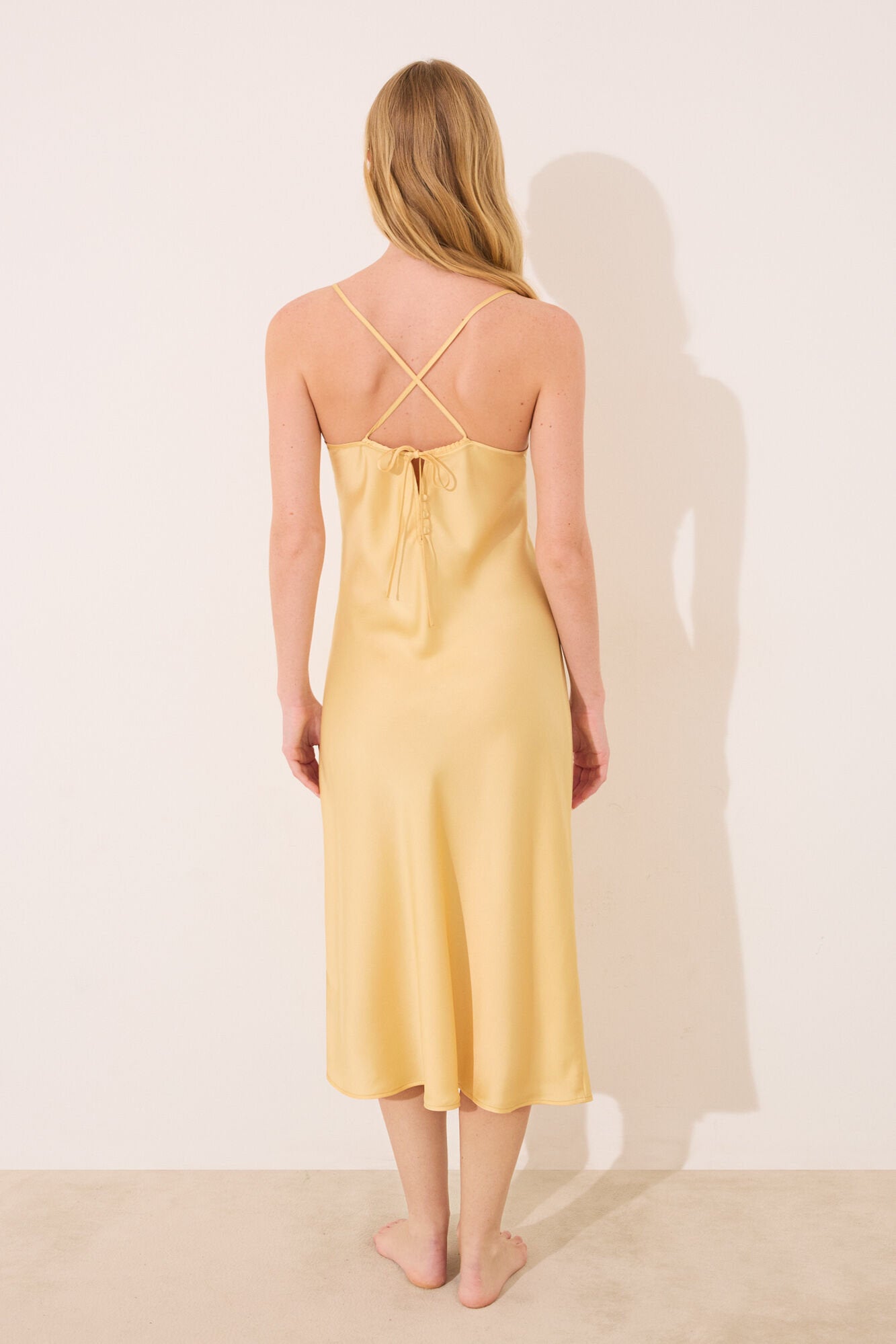 Women Secret_Long Yellow Satin Nightgown_3419159_04_05