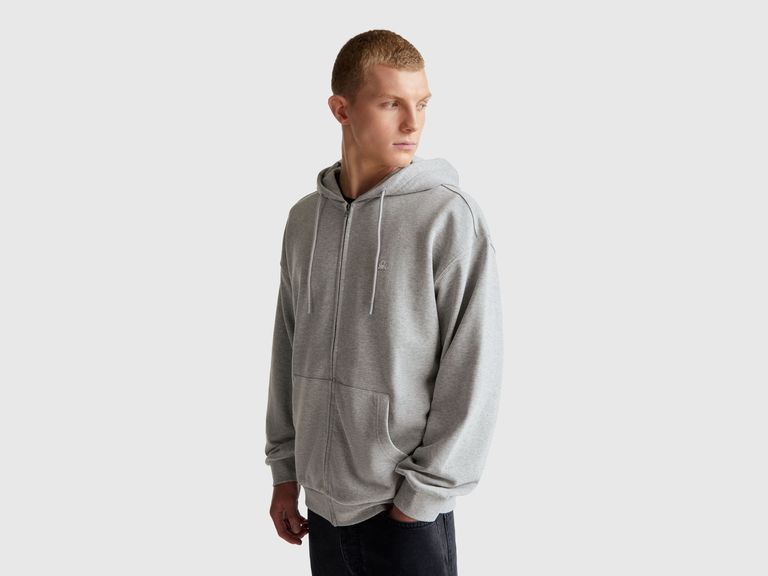 Benetton_Light Gray_Zip-Up Hoodie in Cotton_342ZU500P_501_01