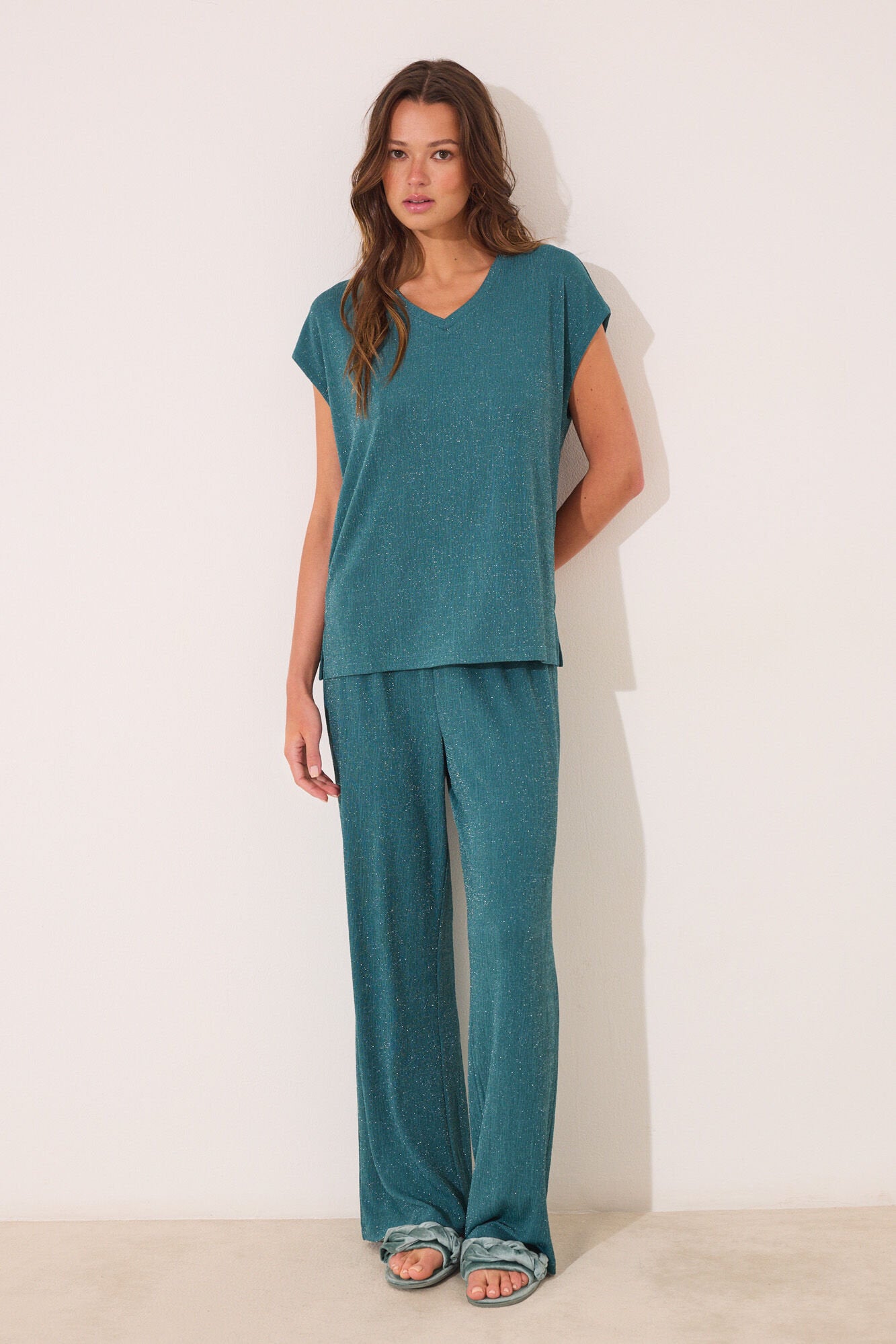 Women Secret_Green Lurex Trouser and T-Shirt Set_3592391_27_05