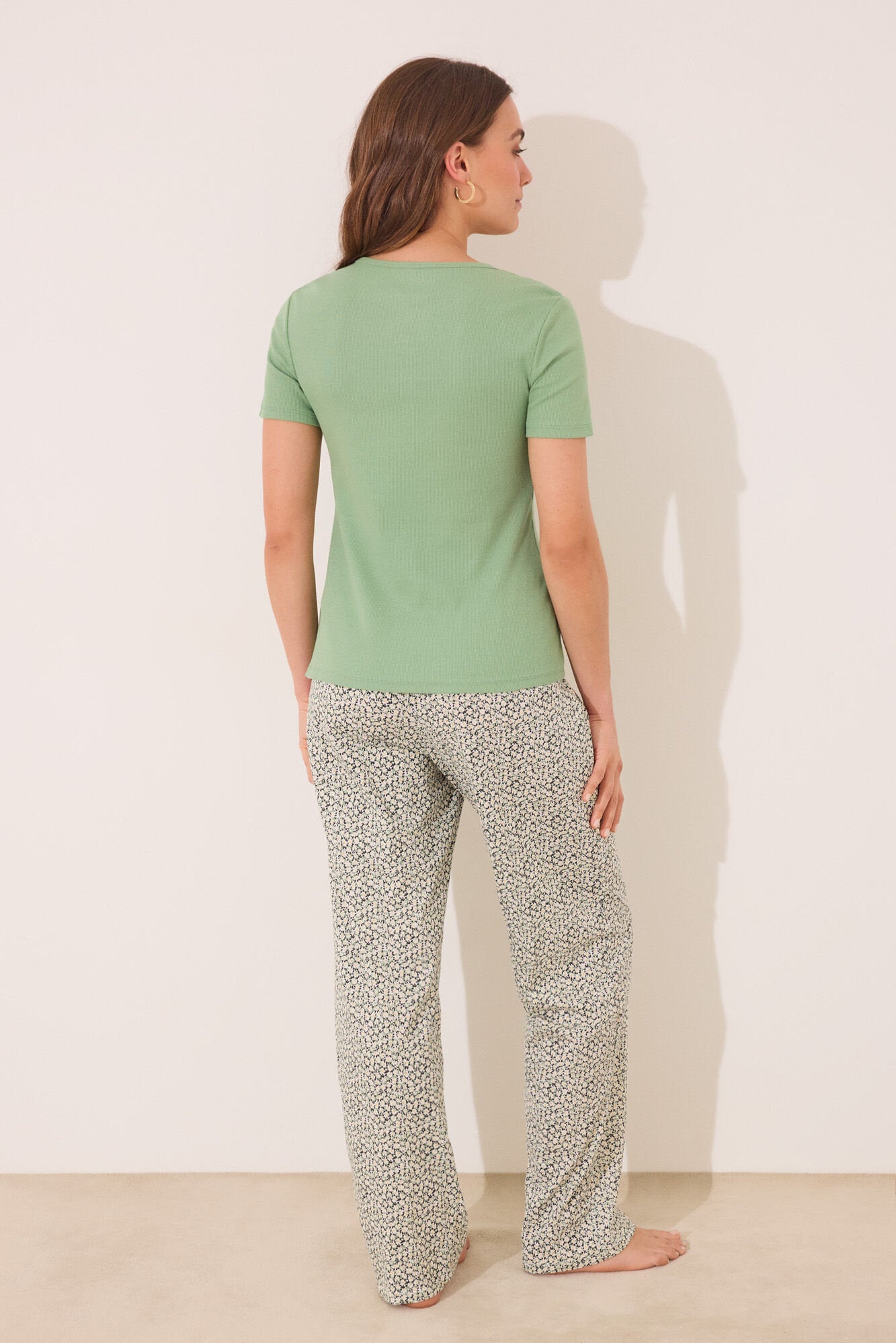 Women Secret_Long Green Ribbed Cotton Pajamas_3592400_21_05