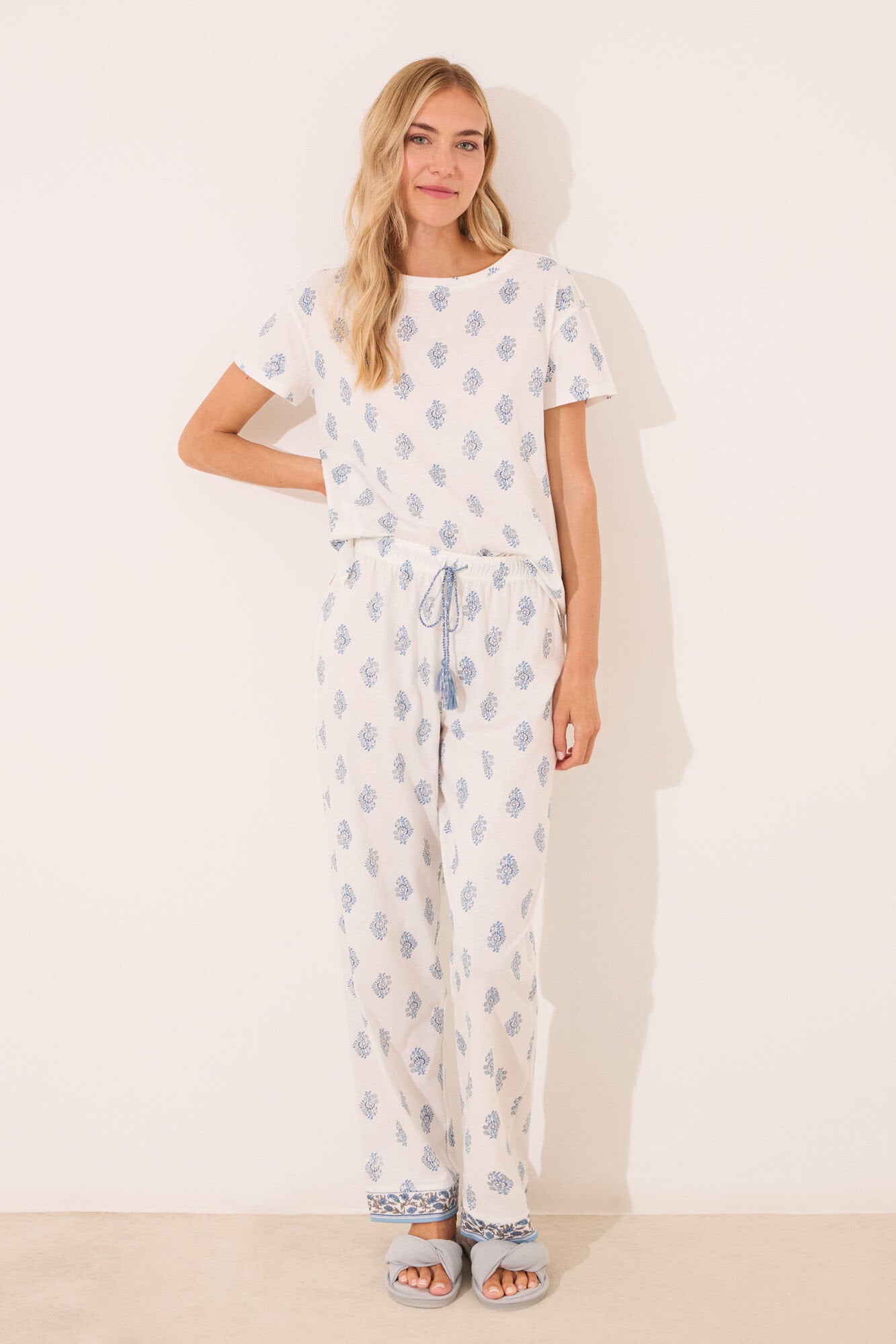 Women Secret_100% Cotton White Paisley Long Pyjamas_3592403_97_03