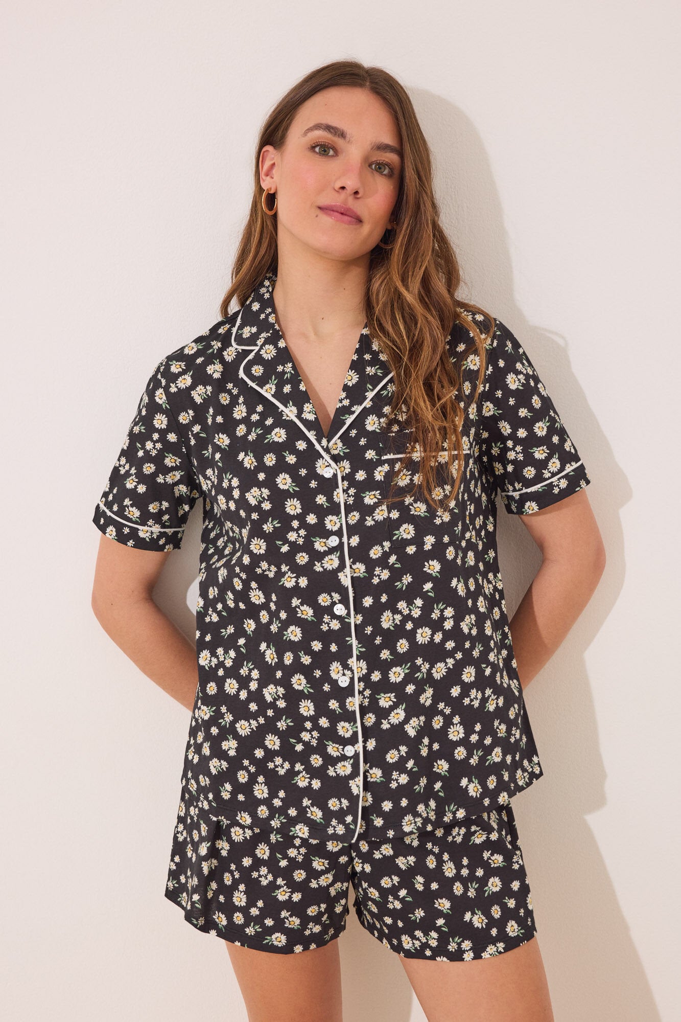 Women Secret_Short 100% Cotton Floral Classic Pyjamas_3592412_01_02