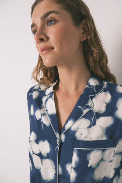 Women Secret_Blue Print_Long Blue Floral Viscose Classic Pyjamas_3592434_19_04