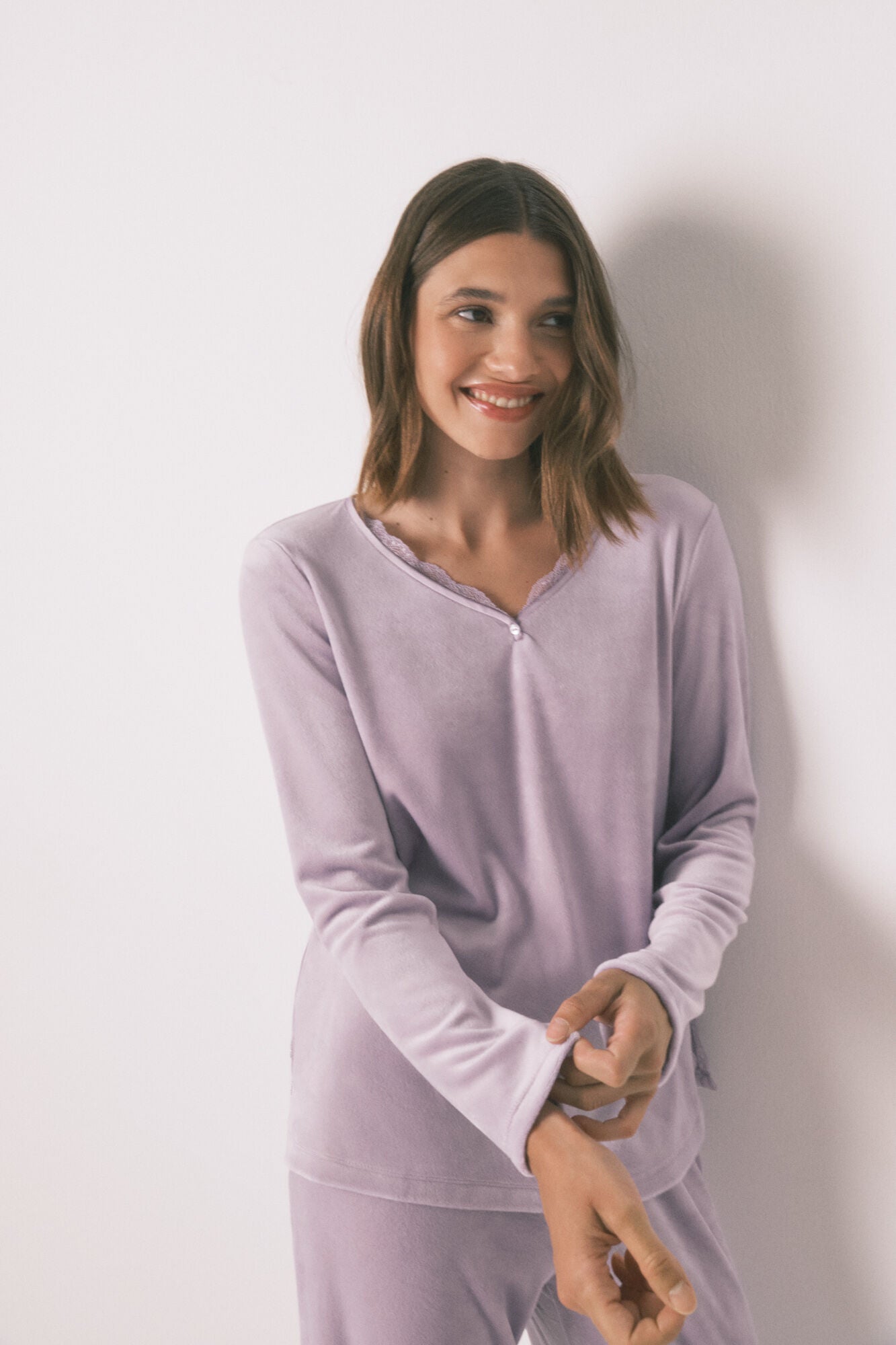 Women Secret_Pink_Long Lilac Velvet Pajamas_3592436_71_03