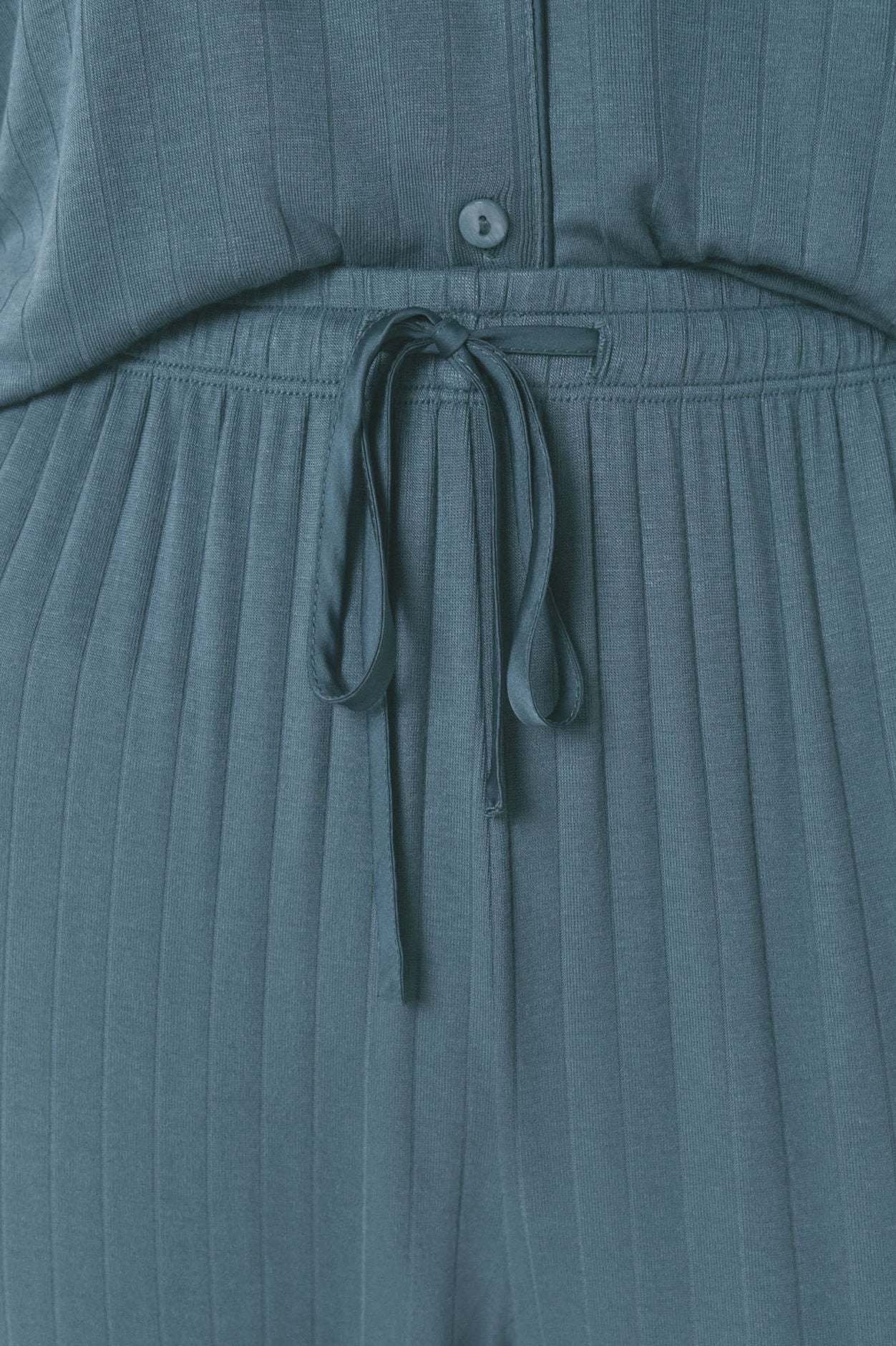 Women Secret_Green_Green Viscose Capri Shirt Pajamas_3592437_22_04