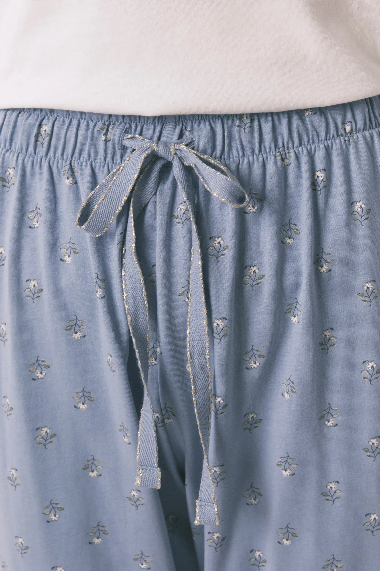 Women Secret_Ivory_Long Pyjamas with Floral Trouser_3592465_96_04