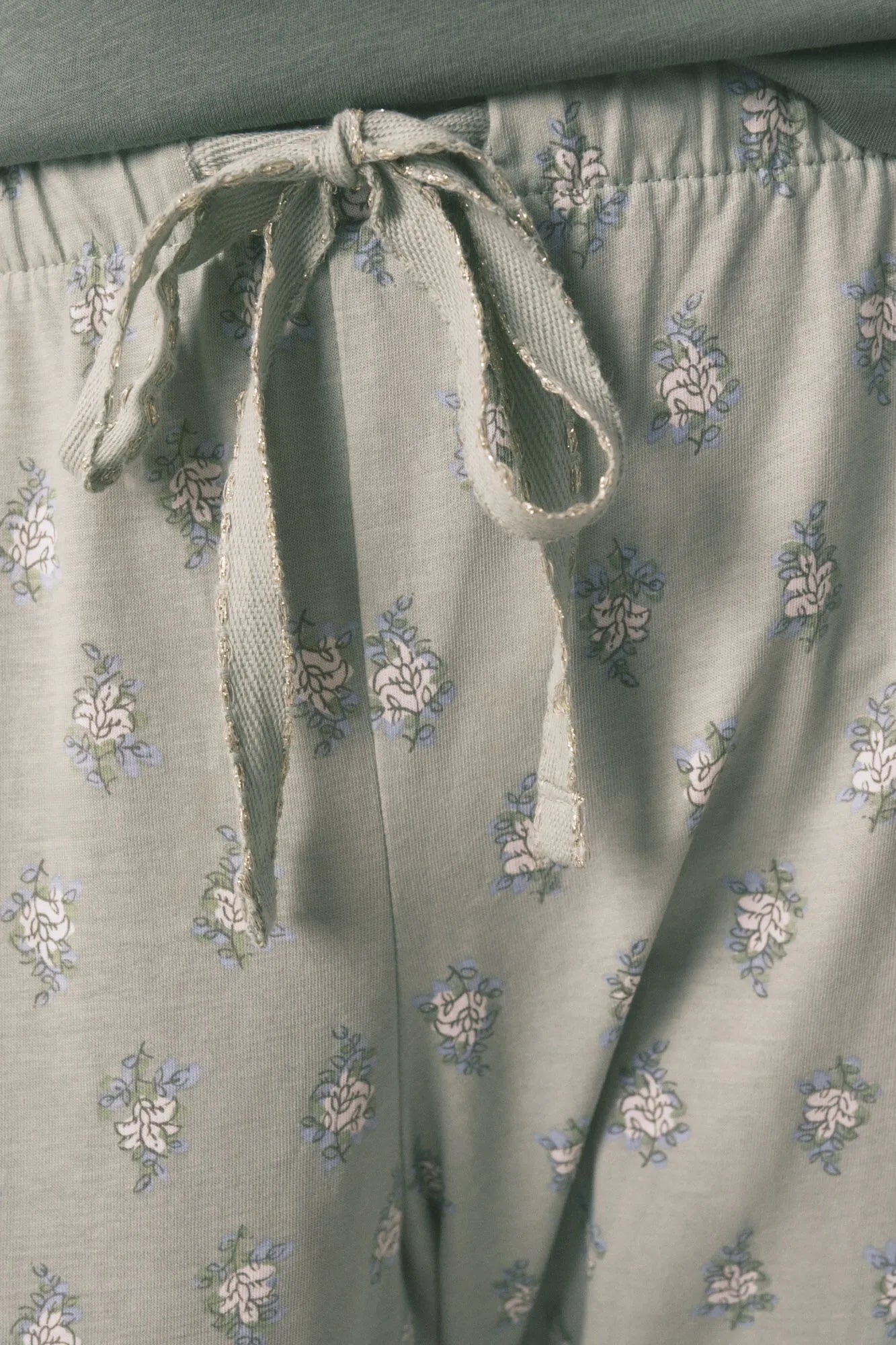 Women Secret_Medium Khaki_Long Pyjamas with Floral Trouser_3592466_92_04