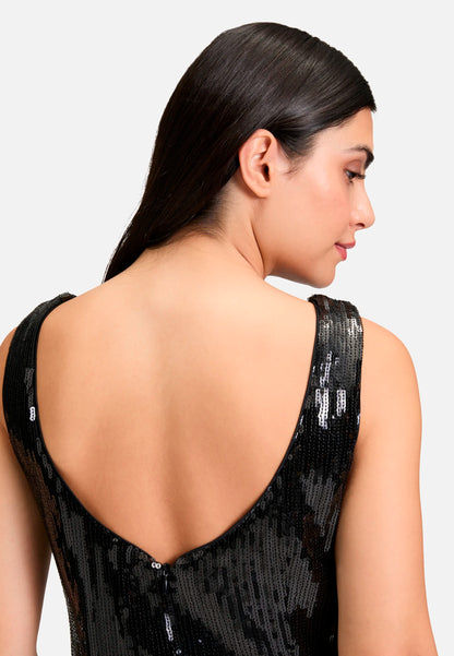 Vera Mont_Deep Dahlia_Evening Dress with Boat Neckline_3593-4032_4715_05