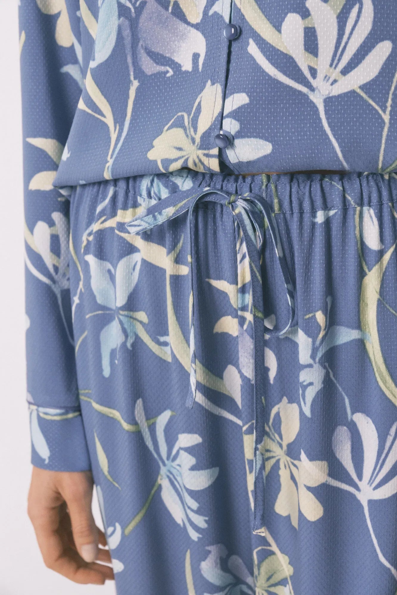 Women Secret_Light Blue_Classic Pyjamas Flower Print_3593014_18_05