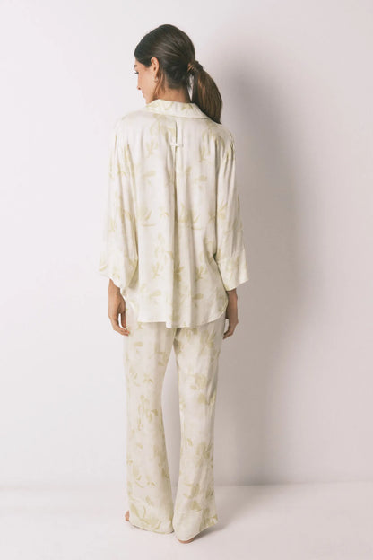 Women Secret_Yellow Print_Long Classic Pyjamas with Wide Sleeves_3593015_09_06