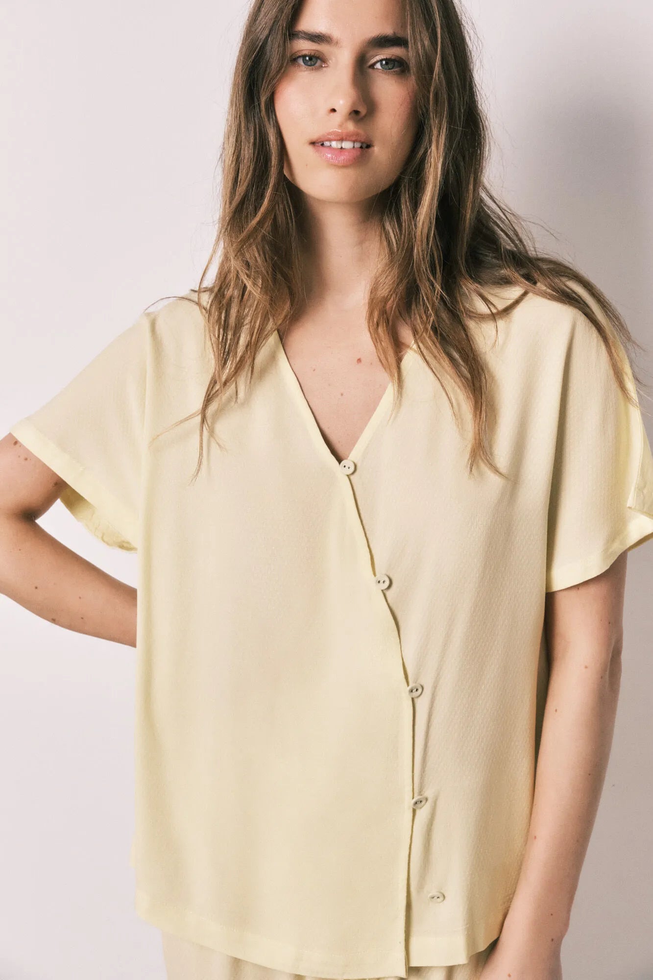 Women Secret_Yellow Print_Long Wrap Pyjamas with Buttons_3593018_09_01