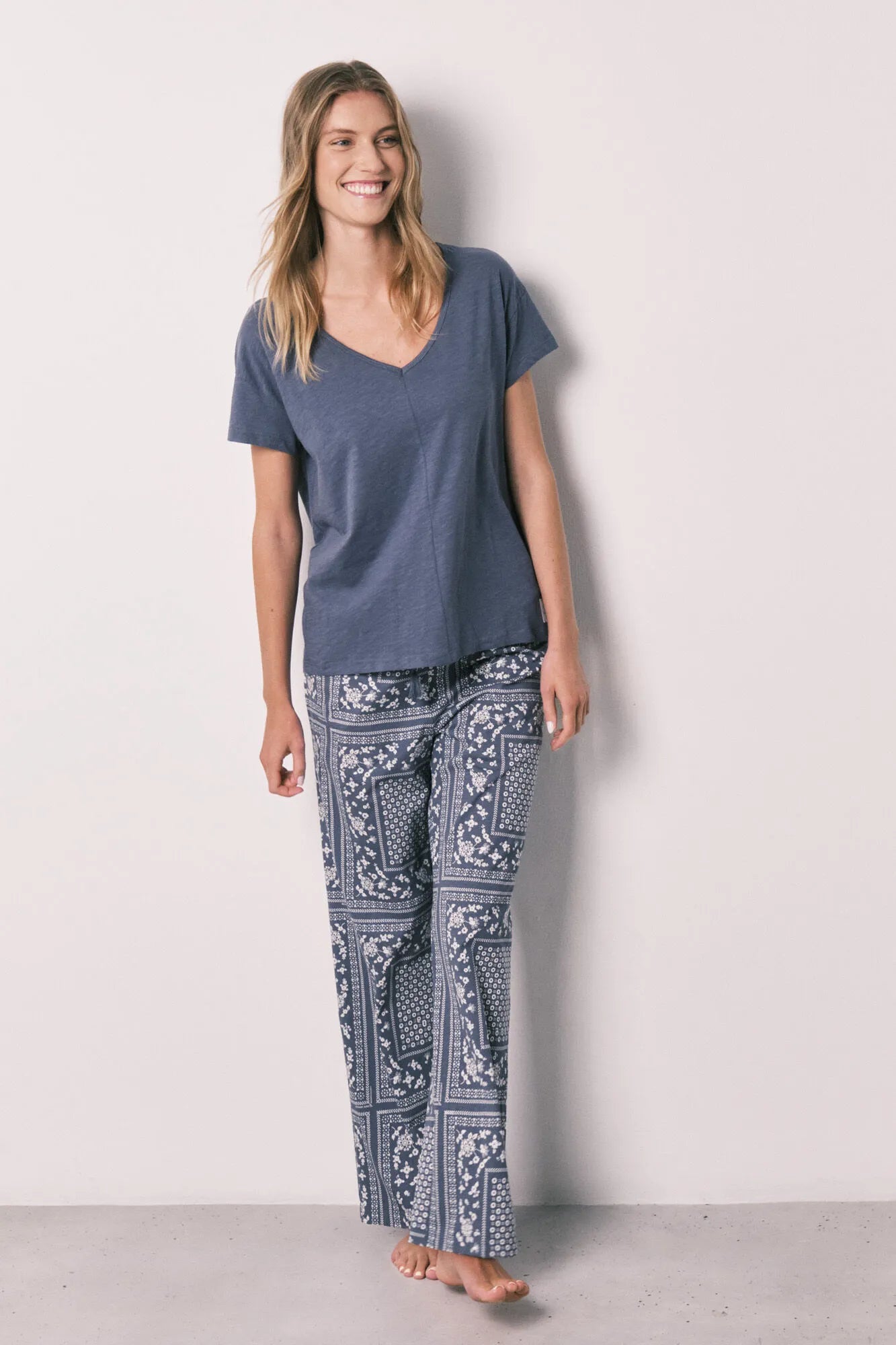 Women Secret Medium Blue Women Blue Bandana Print Cotton Short Sleeve Long Pyjamas SKU: 3593025_13 Image 02
