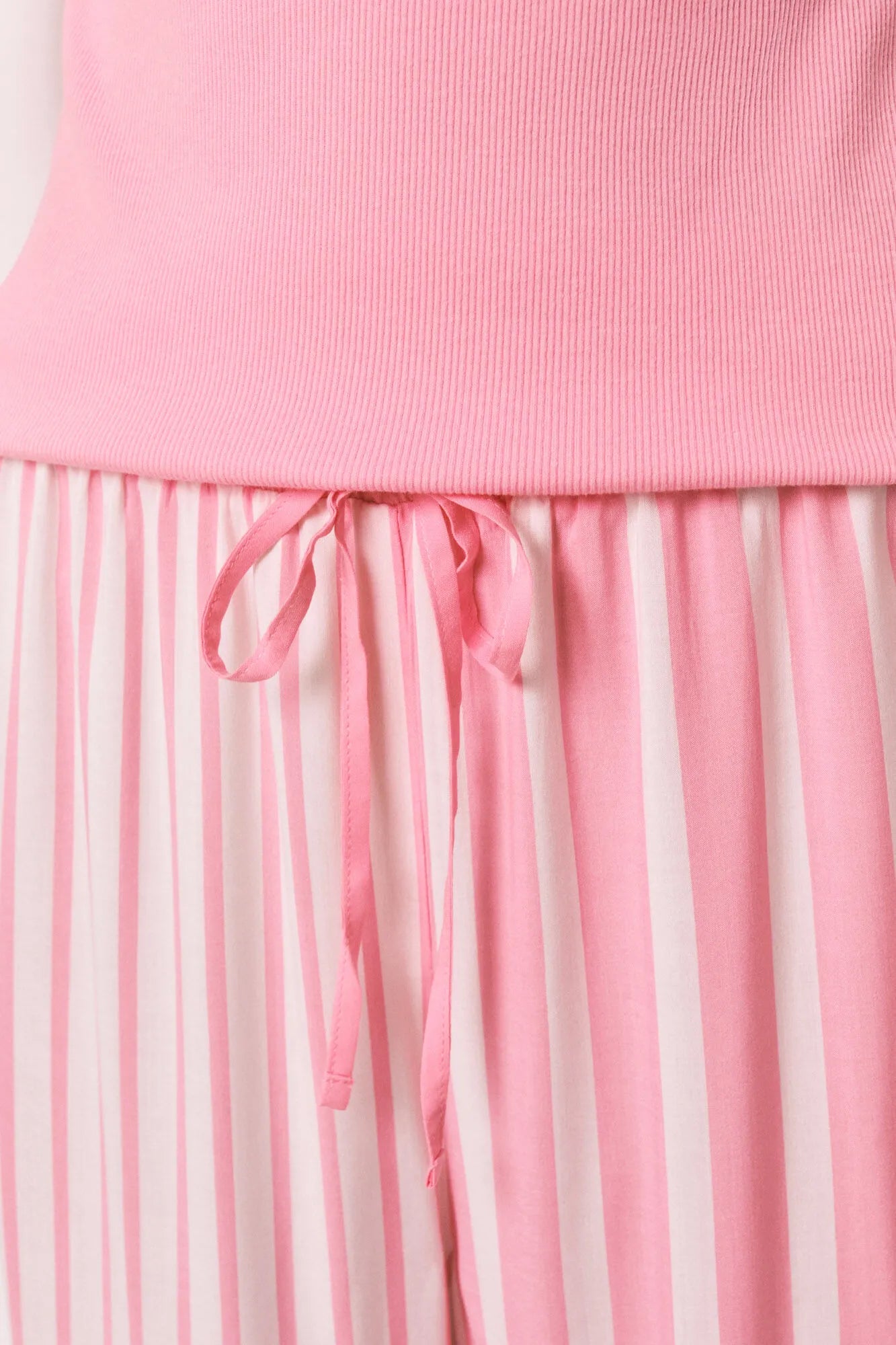 Women Secret Pink Women Pink Cotton And Viscose Short Sleeve Long Pyjamas SKU: 3593086_73 Image 04