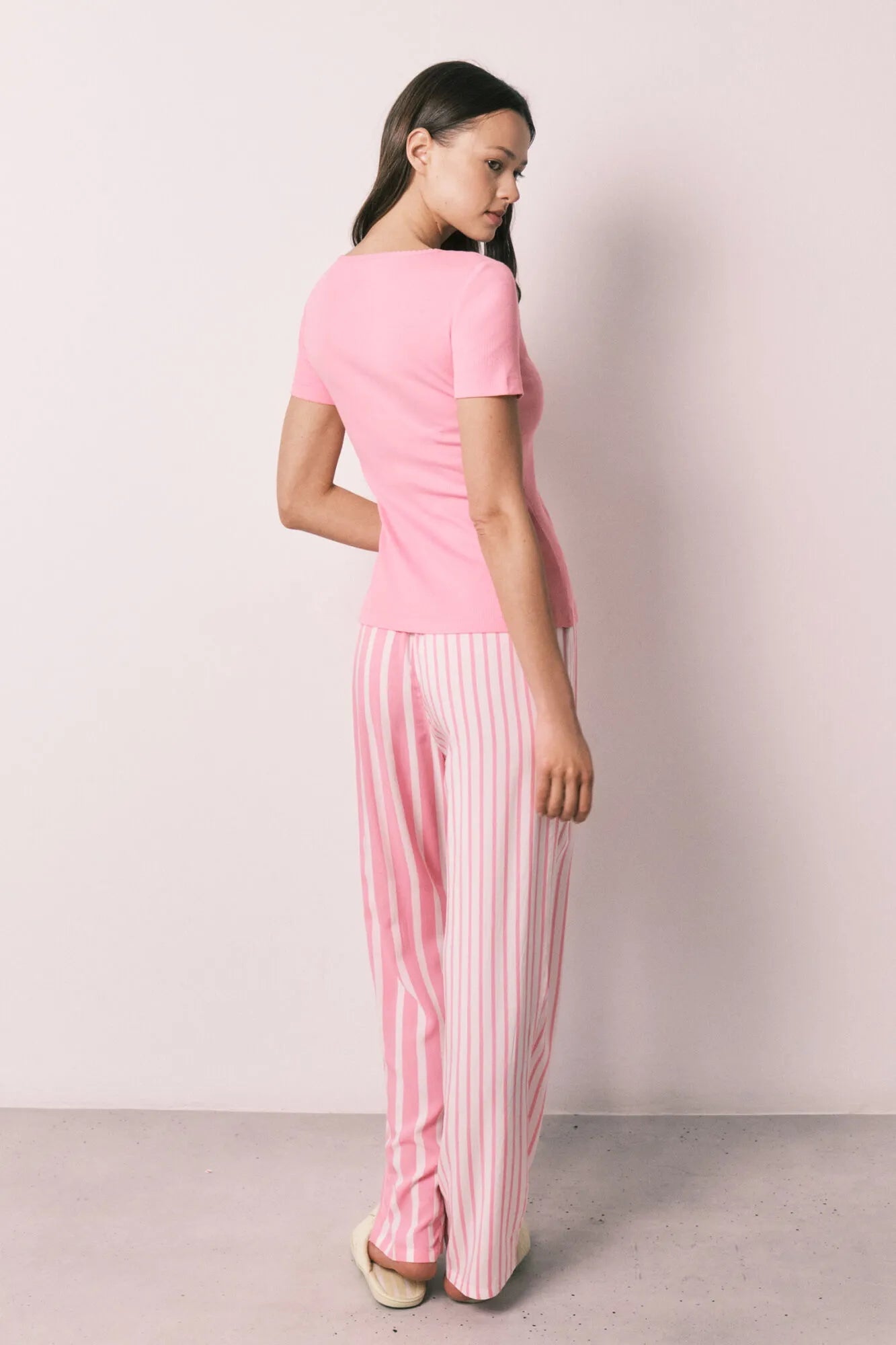 Women Secret Pink Women Pink Cotton And Viscose Short Sleeve Long Pyjamas SKU: 3593086_73 Image 05