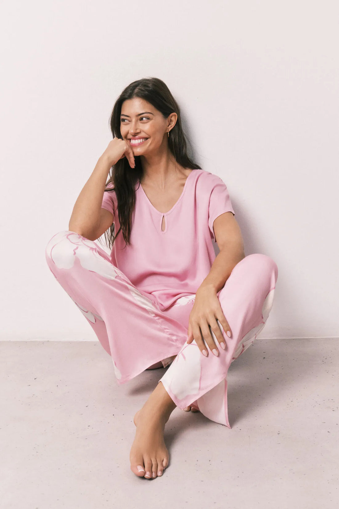 Women Secret Pink Women Pink Satin-Finish Short Sleeve Long Pyjamas SKU: 3593089_73 Image 01