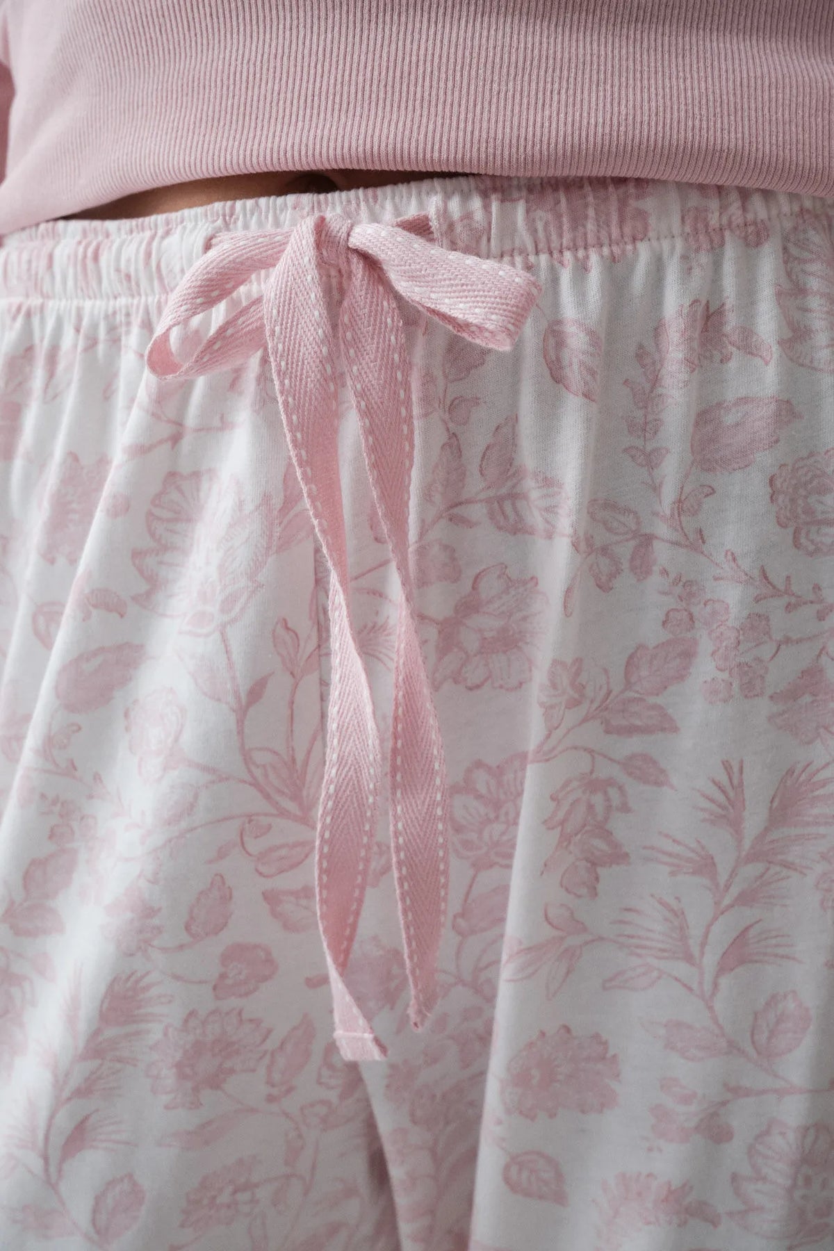 Women Secret Pink Women Pink Cotton Floral Long Pyjamas SKU: 3594740_71 Image 03