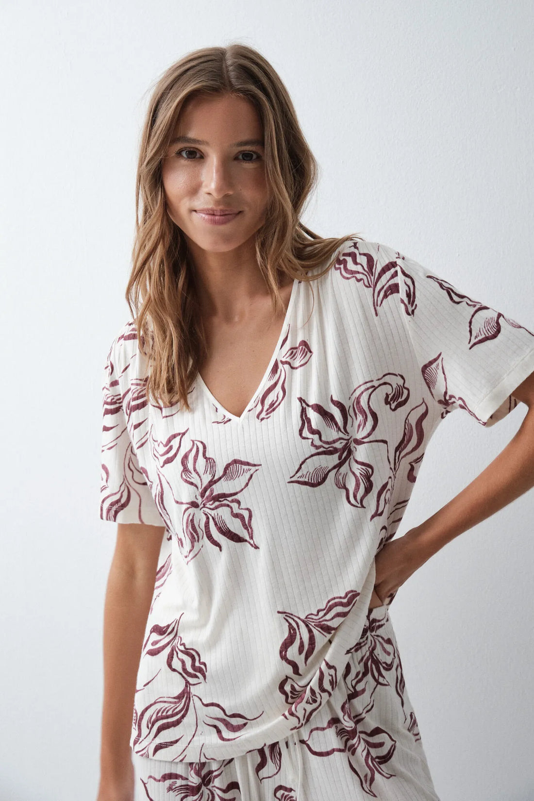 Women Secret Ivory Women Floral Short Sleeve Long Pyjamas SKU: 3594756_96 Image 02