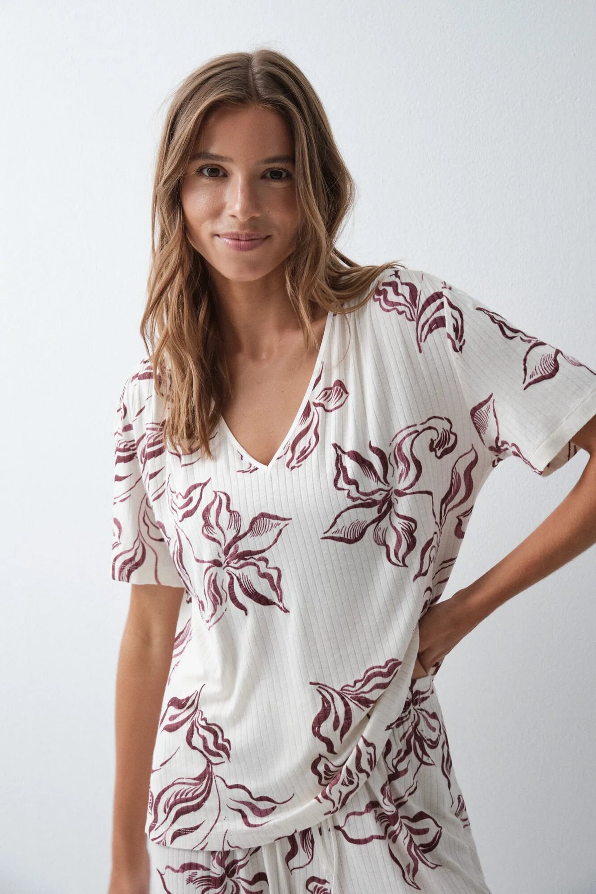 Women Secret Ivory Women Floral Short Sleeve Long Pyjamas SKU: 3594756_96 Image 02