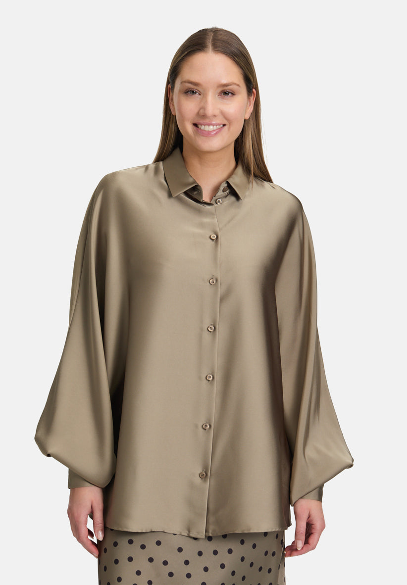 Vera Mont_Turf_Satin Blouse with Collar_3596-4262_7387_02