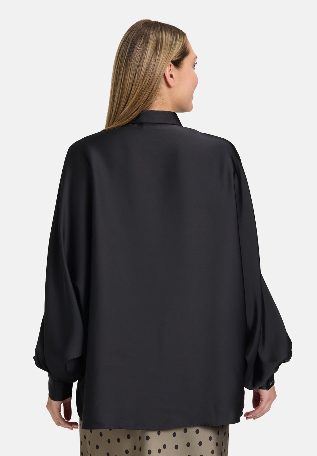 Vera Mont_Black_Satin Blouse with Collar_3596-4262_9045_03