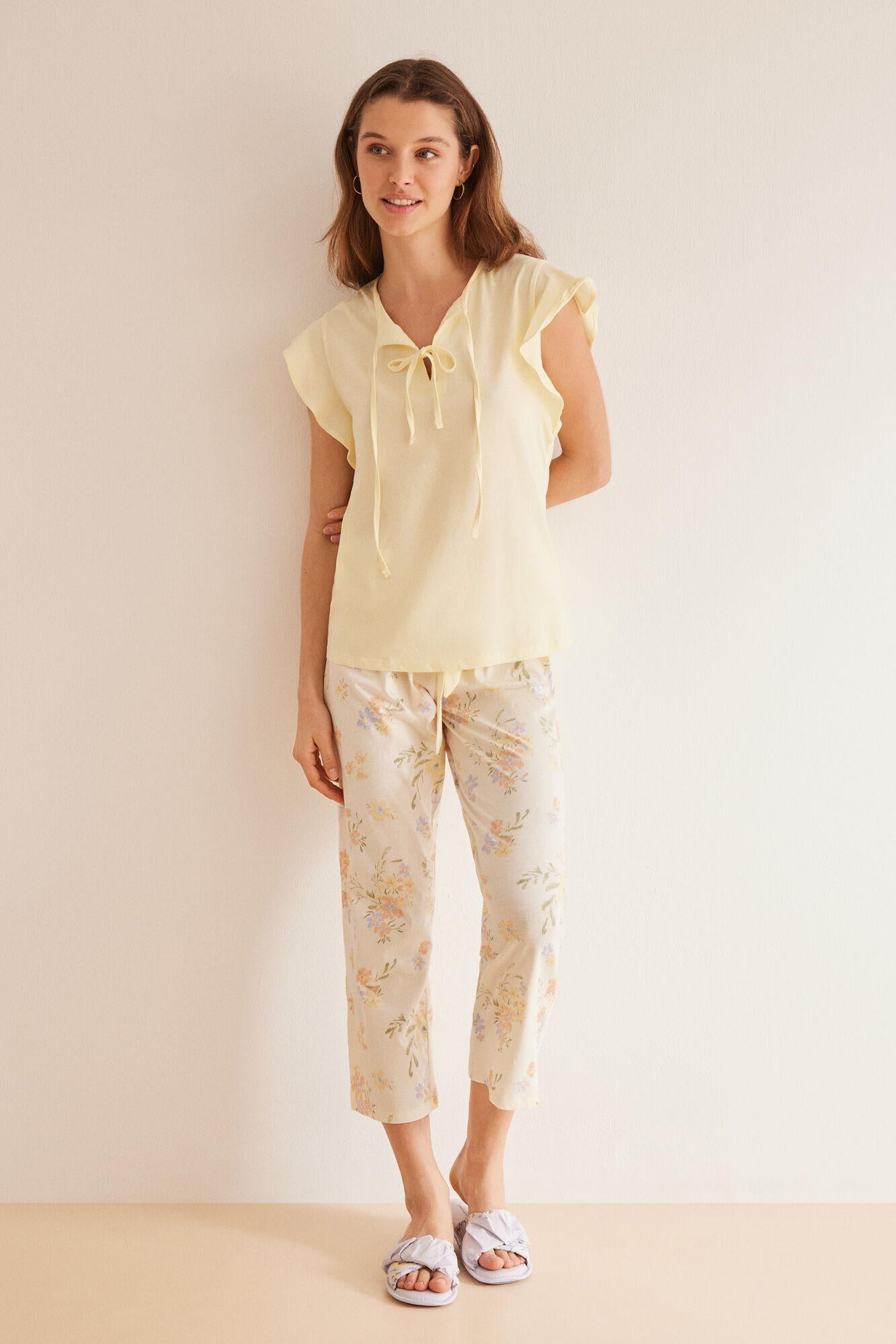 Short Sleeve Long Pant Pyjama Set_3597357_05_01