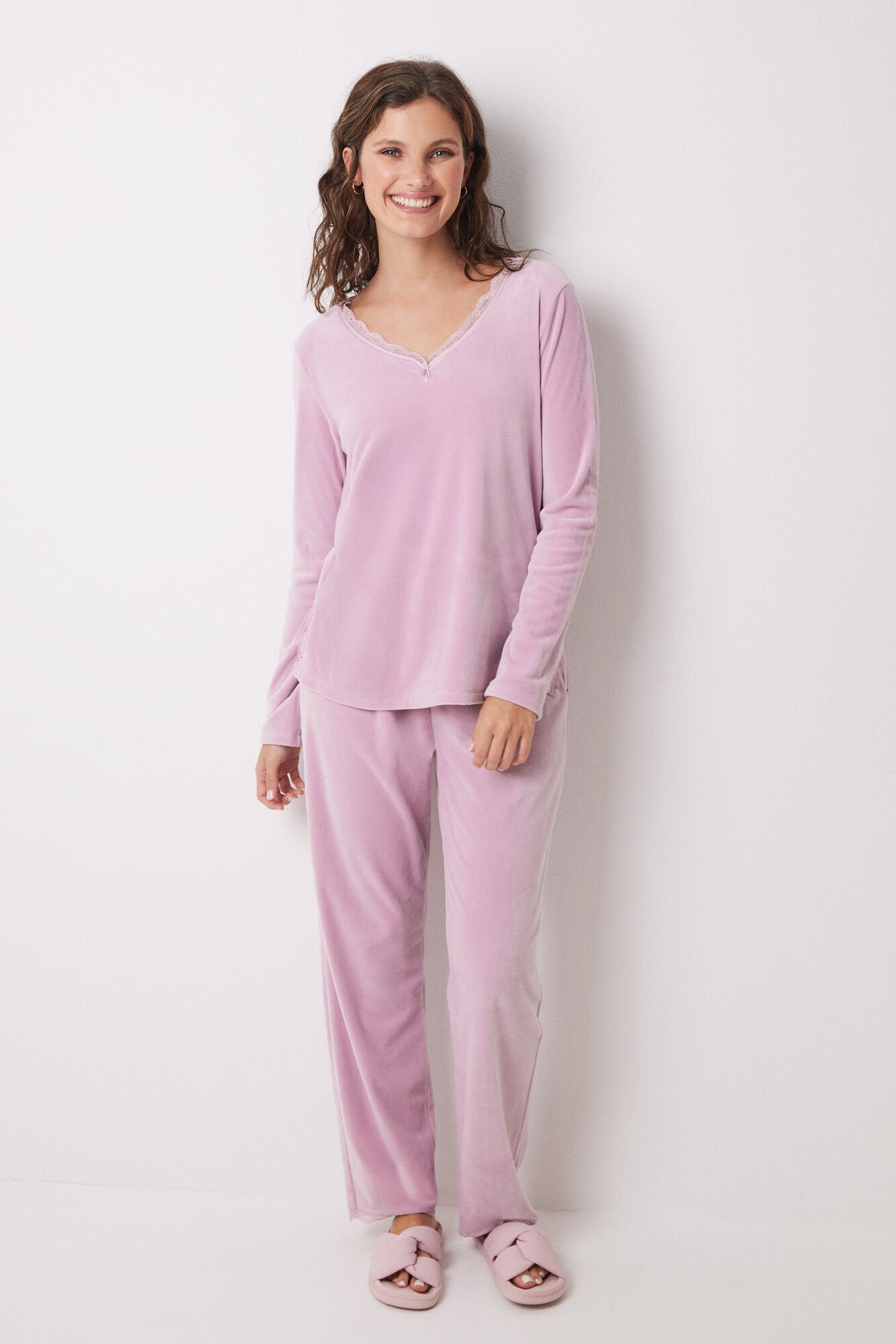 Long Velvet Soft Touch Pink Pajamas_01