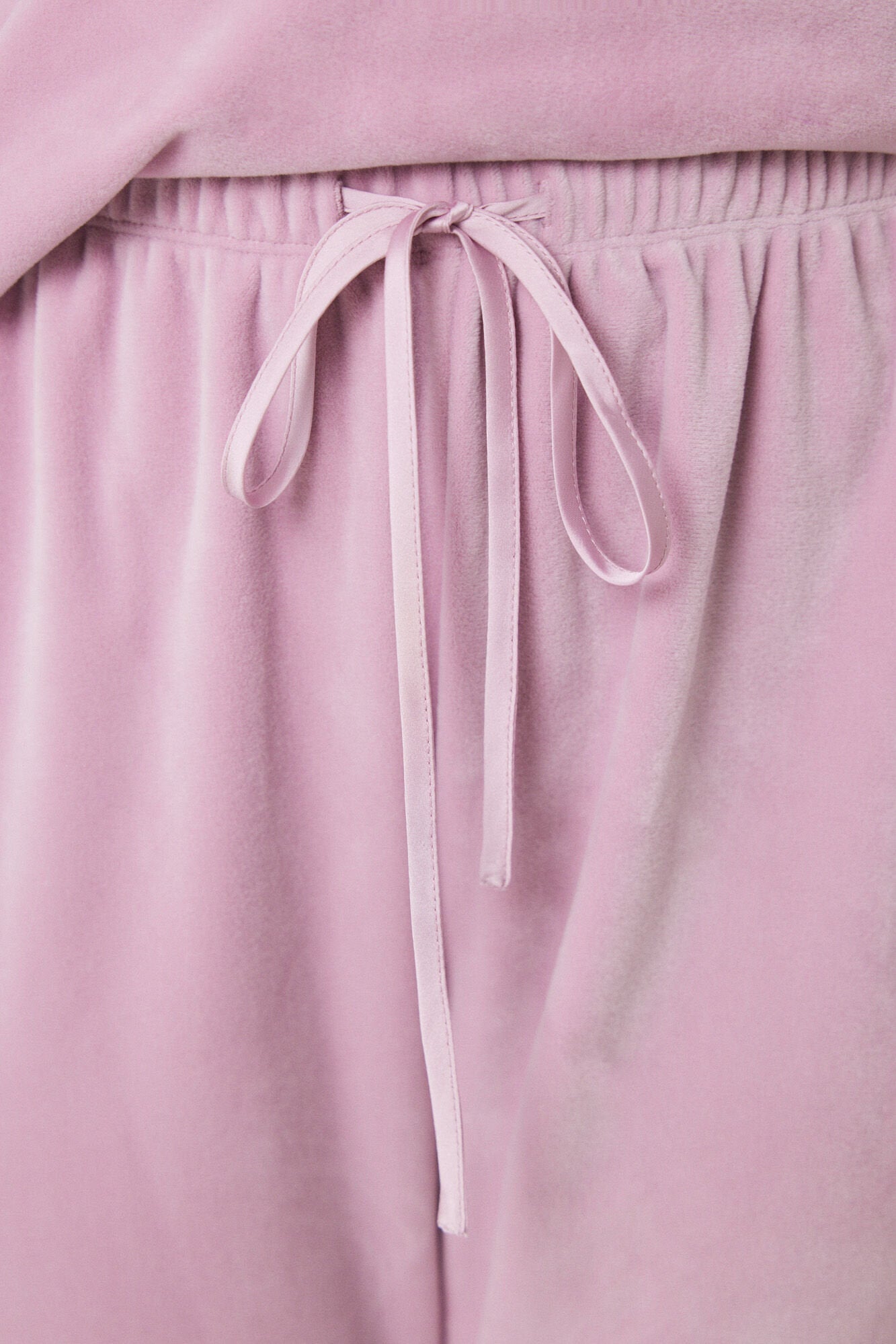 Long Velvet Soft Touch Pink Pajamas_06