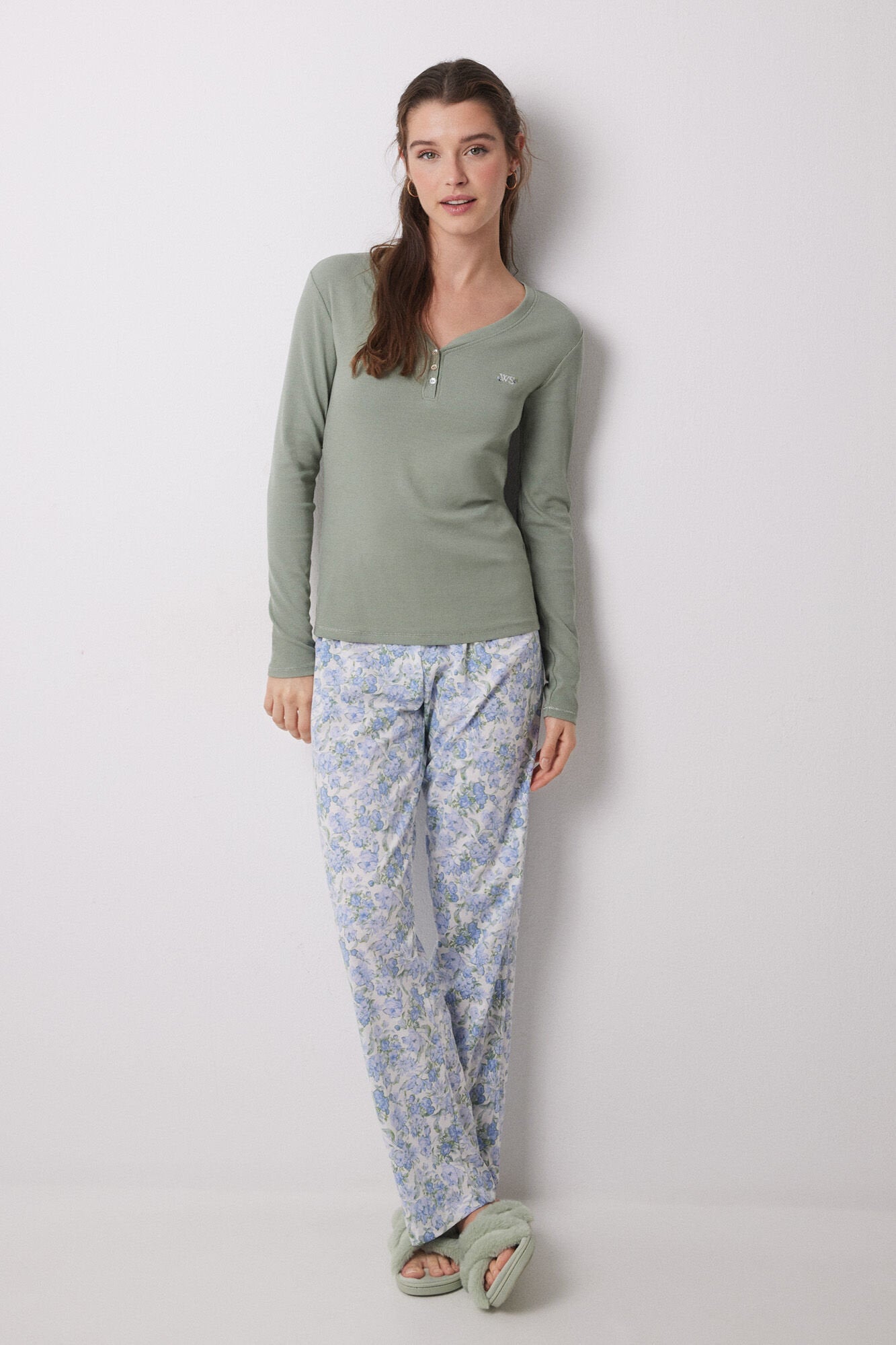 Women Secret_Lake Pajamas 100% Cotton Ribbed Green Flowers_3599150_92_01