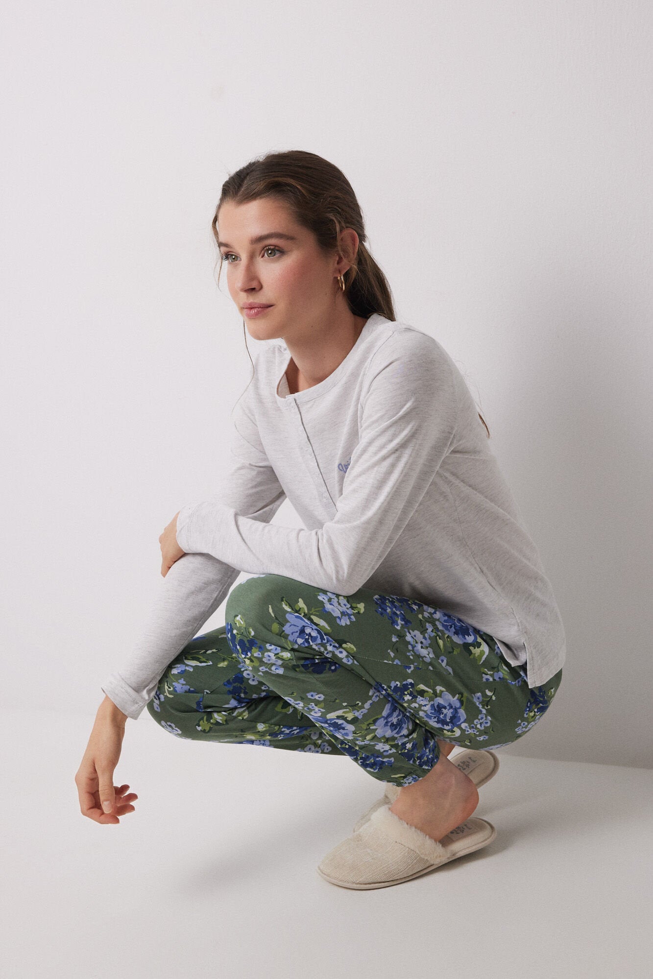 Women Secret_Long 100% Cotton Floral Print Pyjamas_3599159_48_01