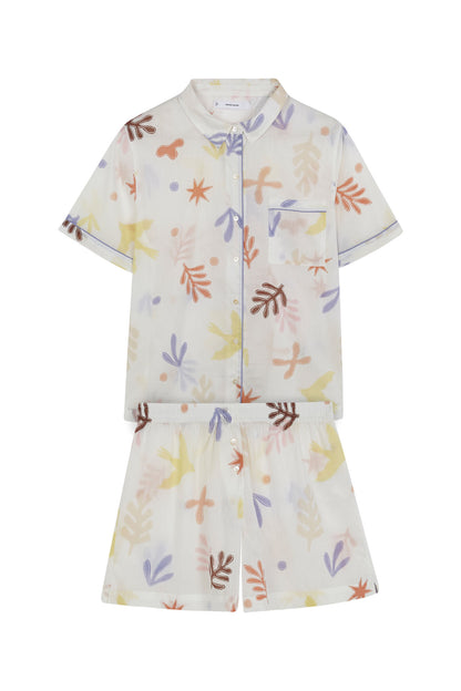 Women Secret_Short Classic Pyjamas in Allover Viscose with Leaves_3599182_98_07