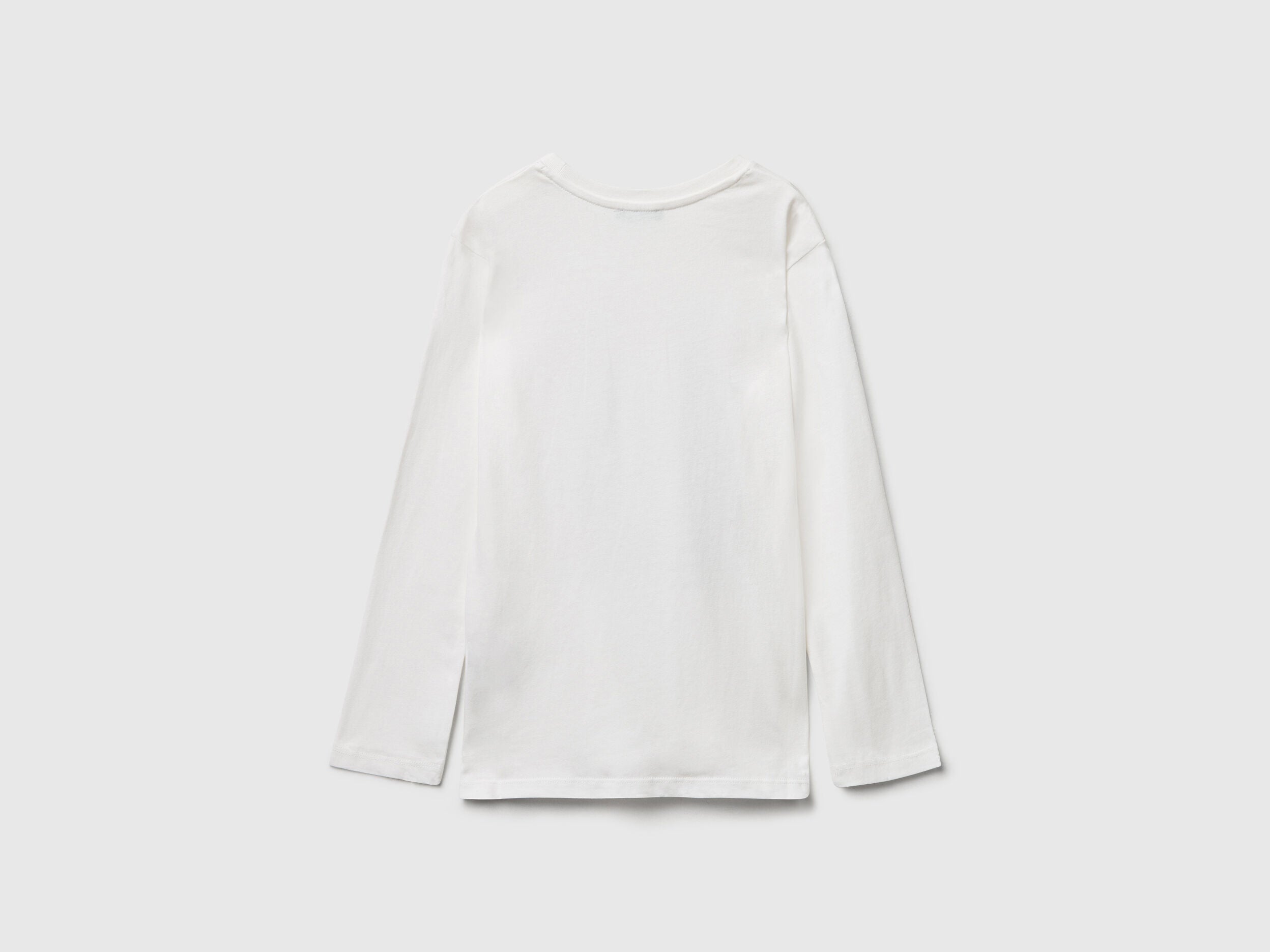 Benetton_Creamy White_T-Shirt with Glitter Print_35RYC10QE_074_02