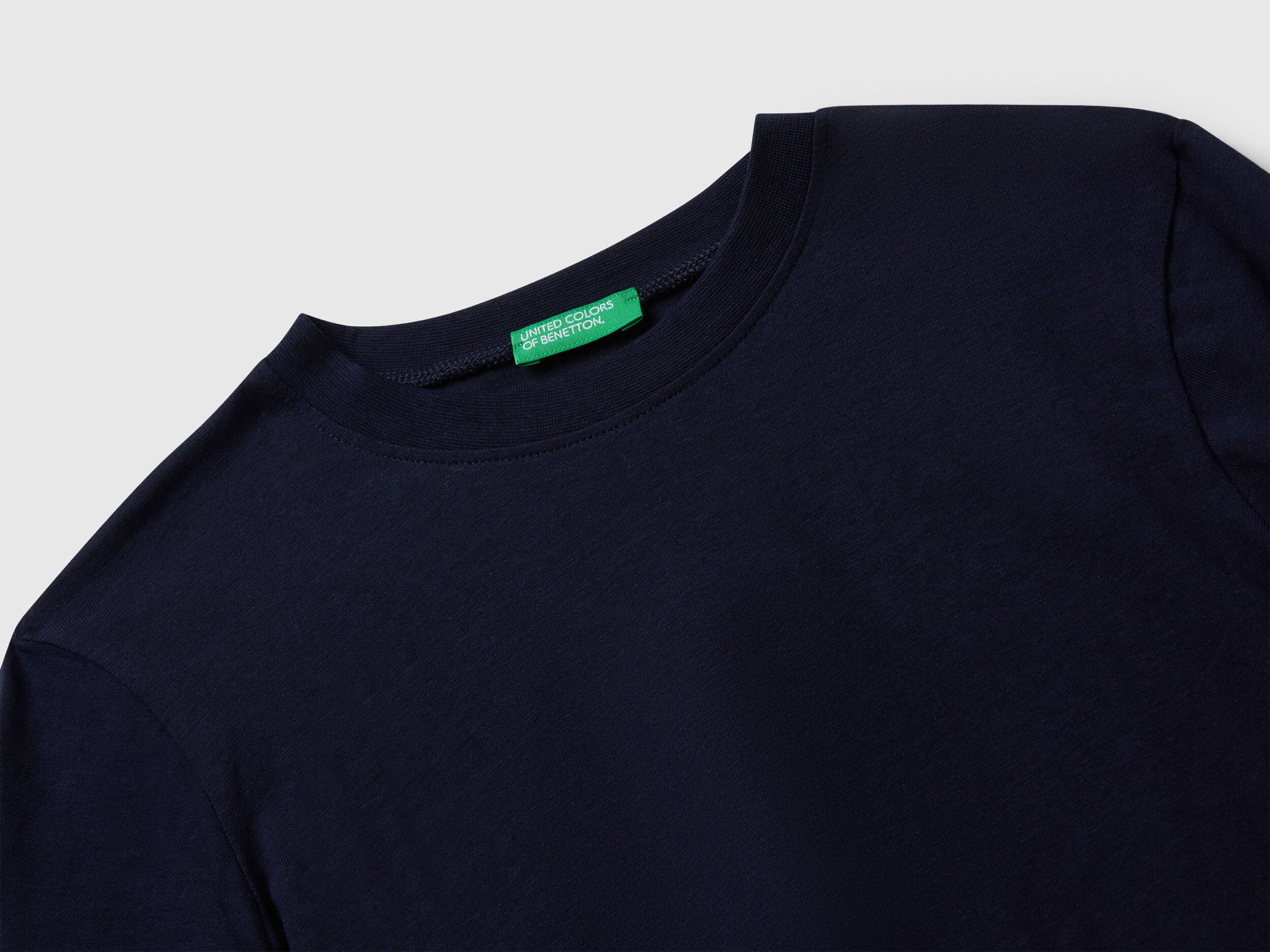 Benetton_Dark Blue_Long Sleeve T-Shirt with Print_35RYG10K4_016_03