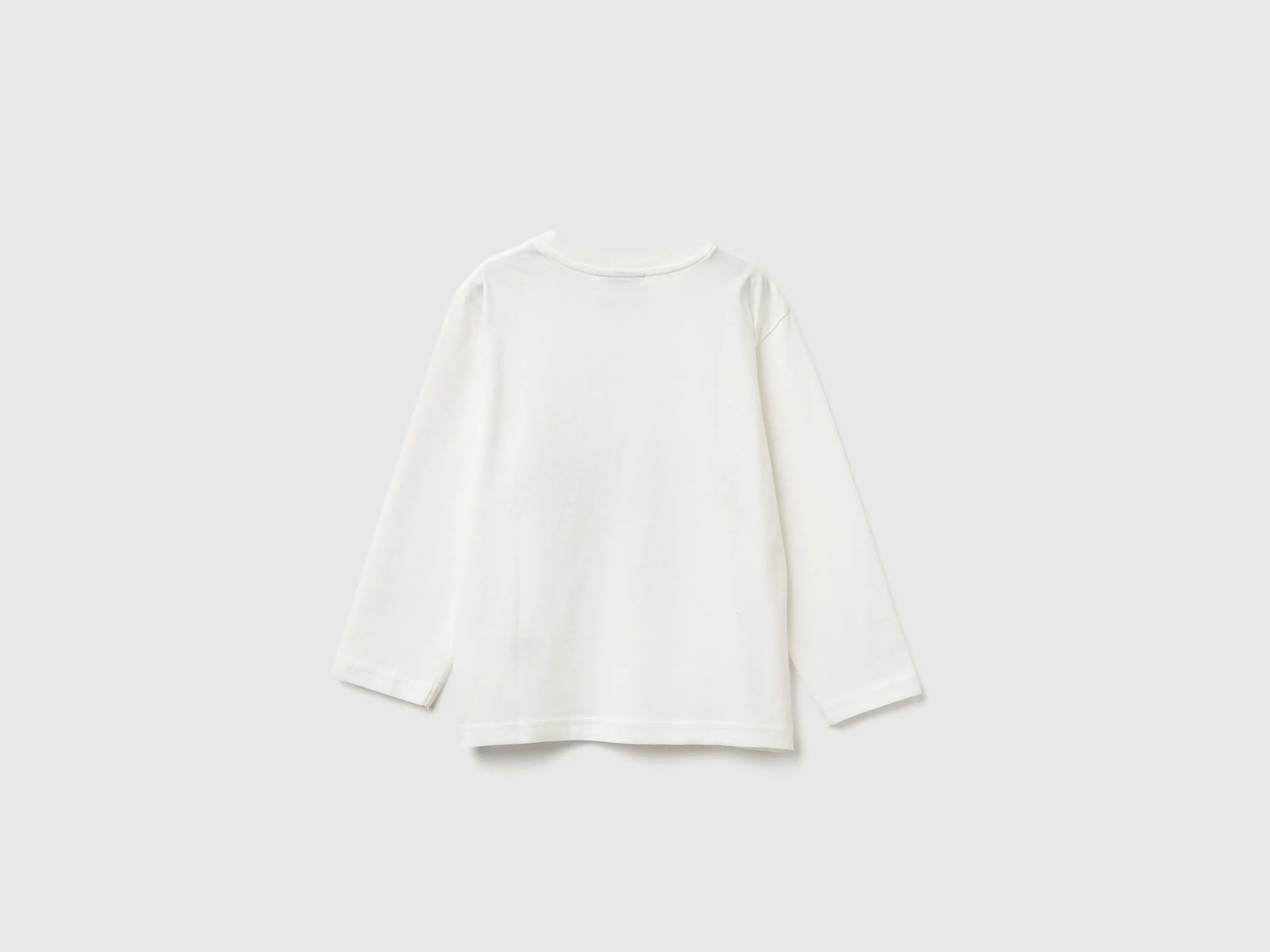 Benetton_Creamy White_T-Shirt Featuring Batwheels ©&amp;ª Dc and Wbei_35RYG10KE_074_02