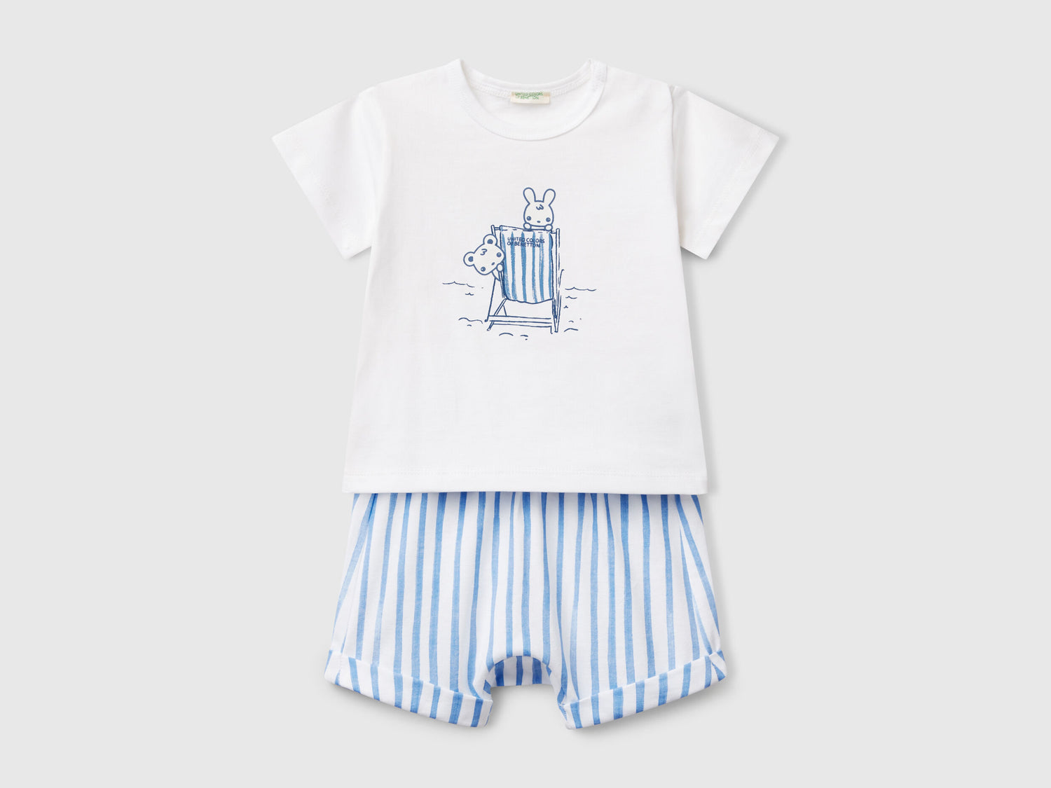 Benetton_Set T-Shirt+Shorts_35ZEAK013_901_01