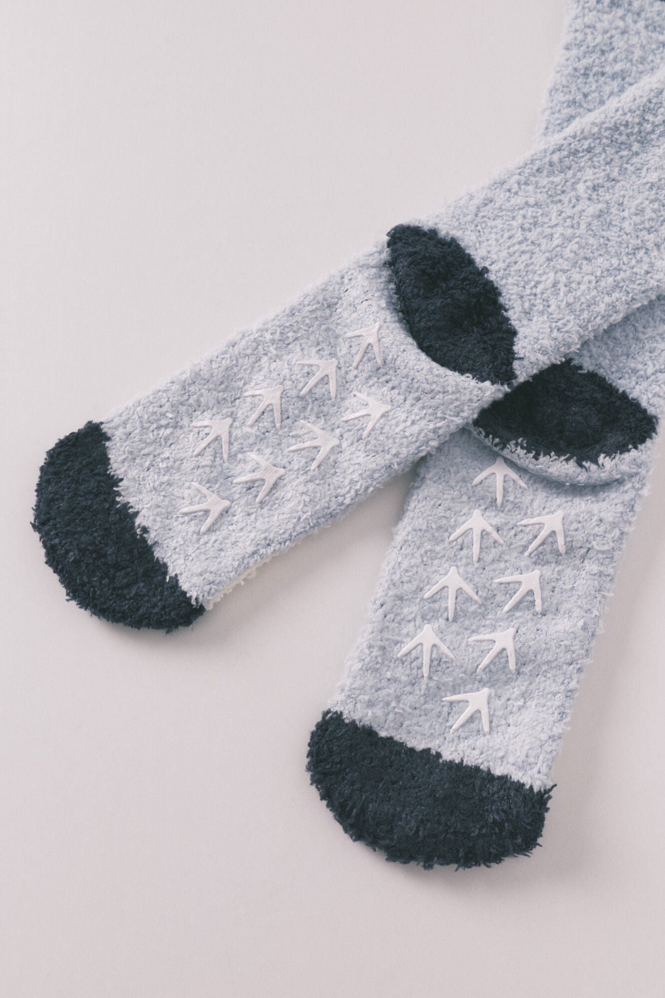 Women Secret_Multi-Color_Medium Blue Bird Long Socks_3612457_12_03