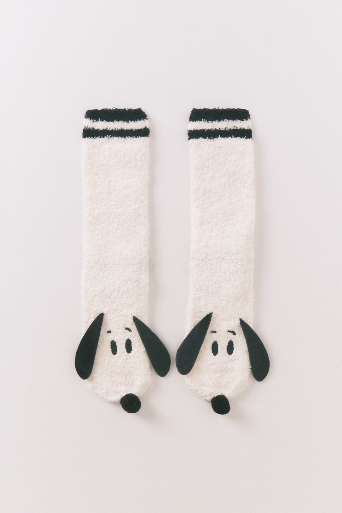 Women Secret_Multi-Color_White Snoopy Long Socks_3612461_99_01