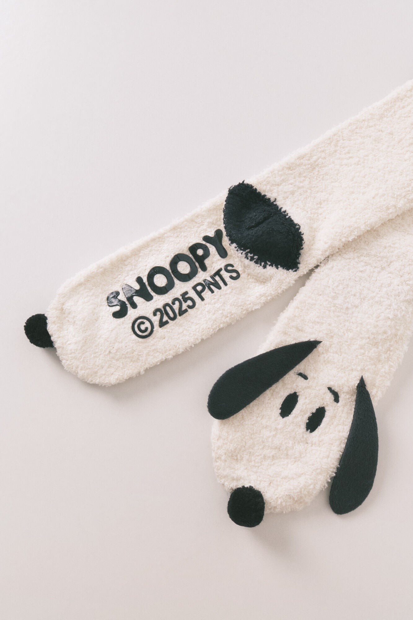 Women Secret_Multi-Color_White Snoopy Long Socks_3612461_99_02
