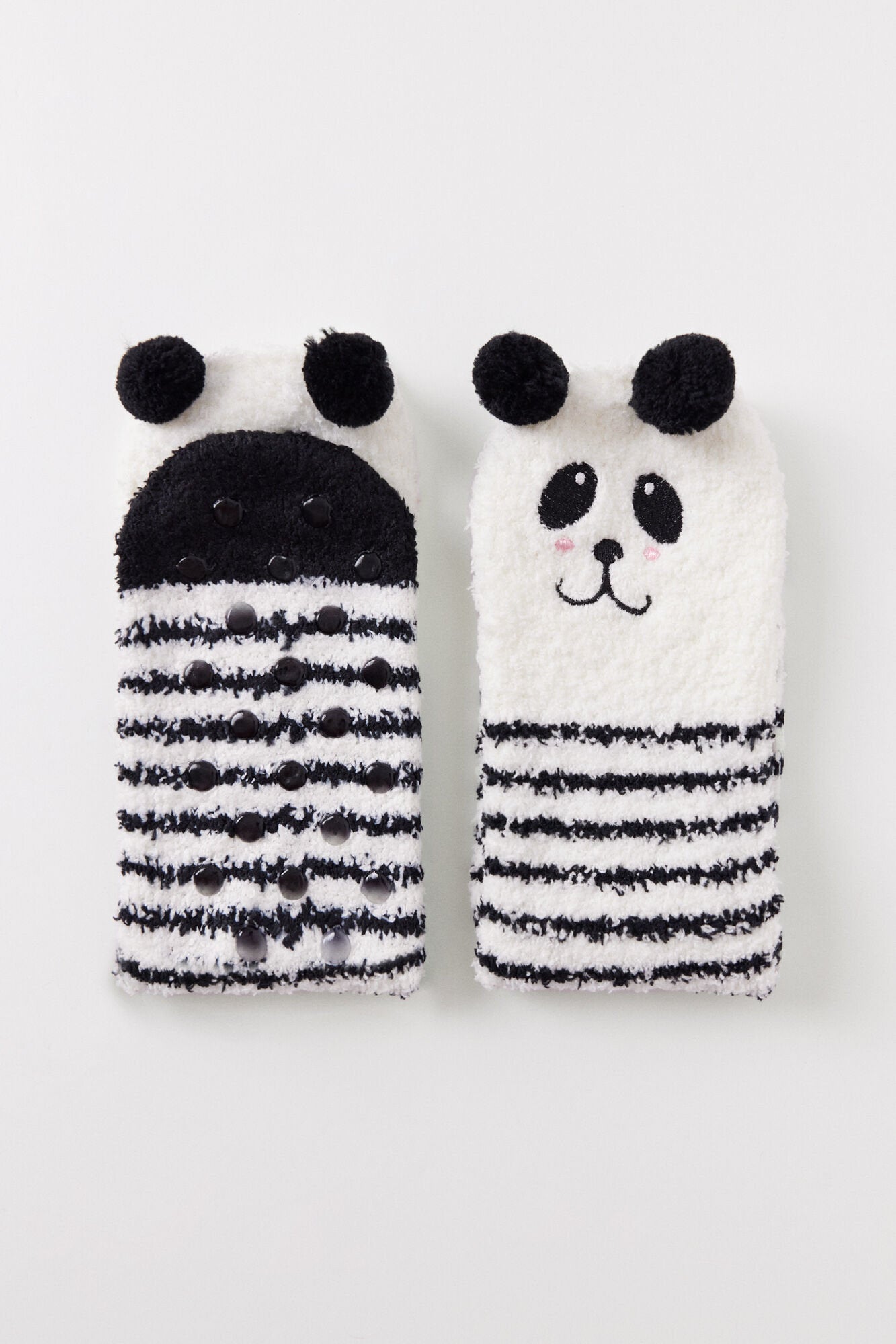 Banda Bear Fluffy Socks_02