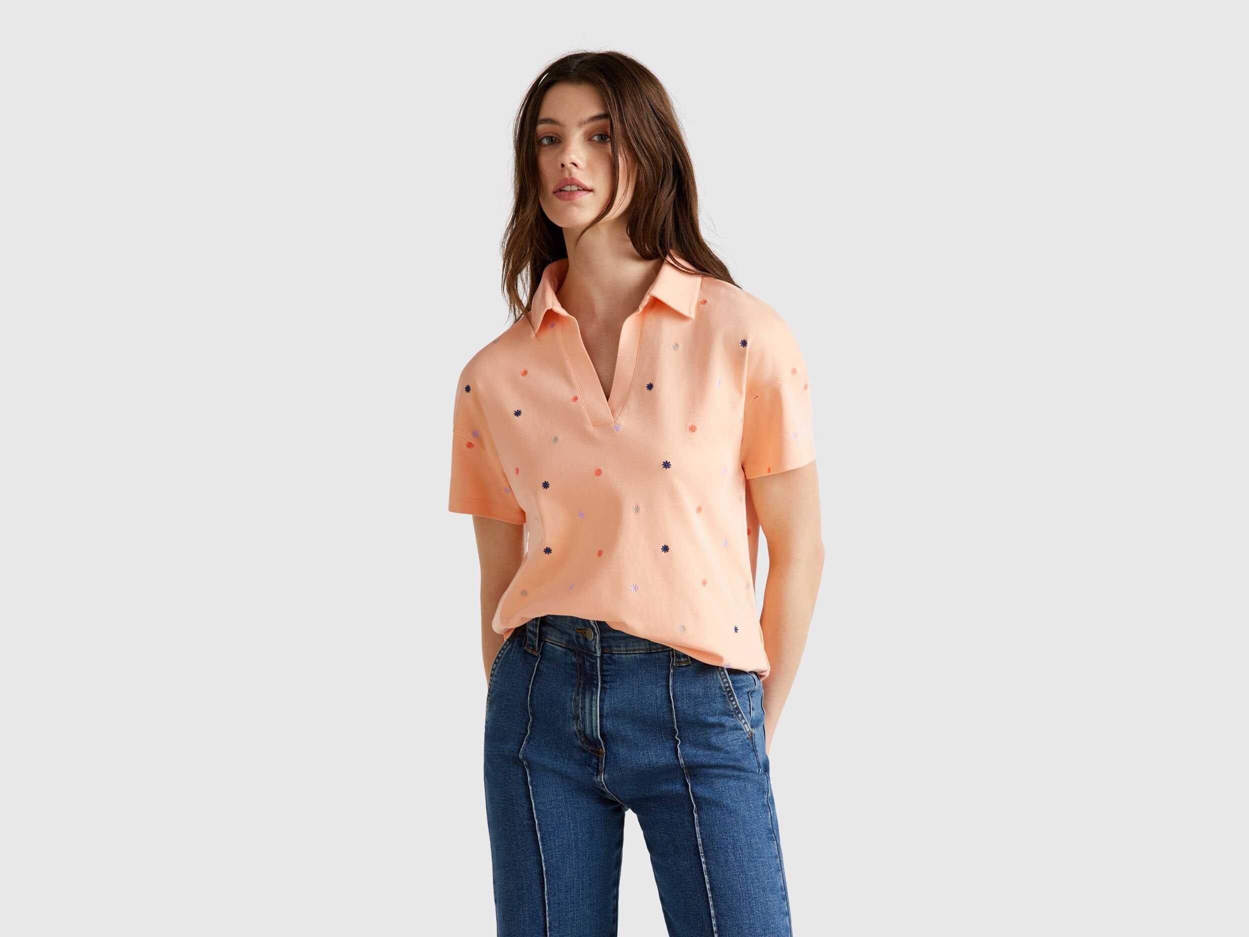 Benetton_Polo with Flower Embroidery_36QJD300X_65H_01