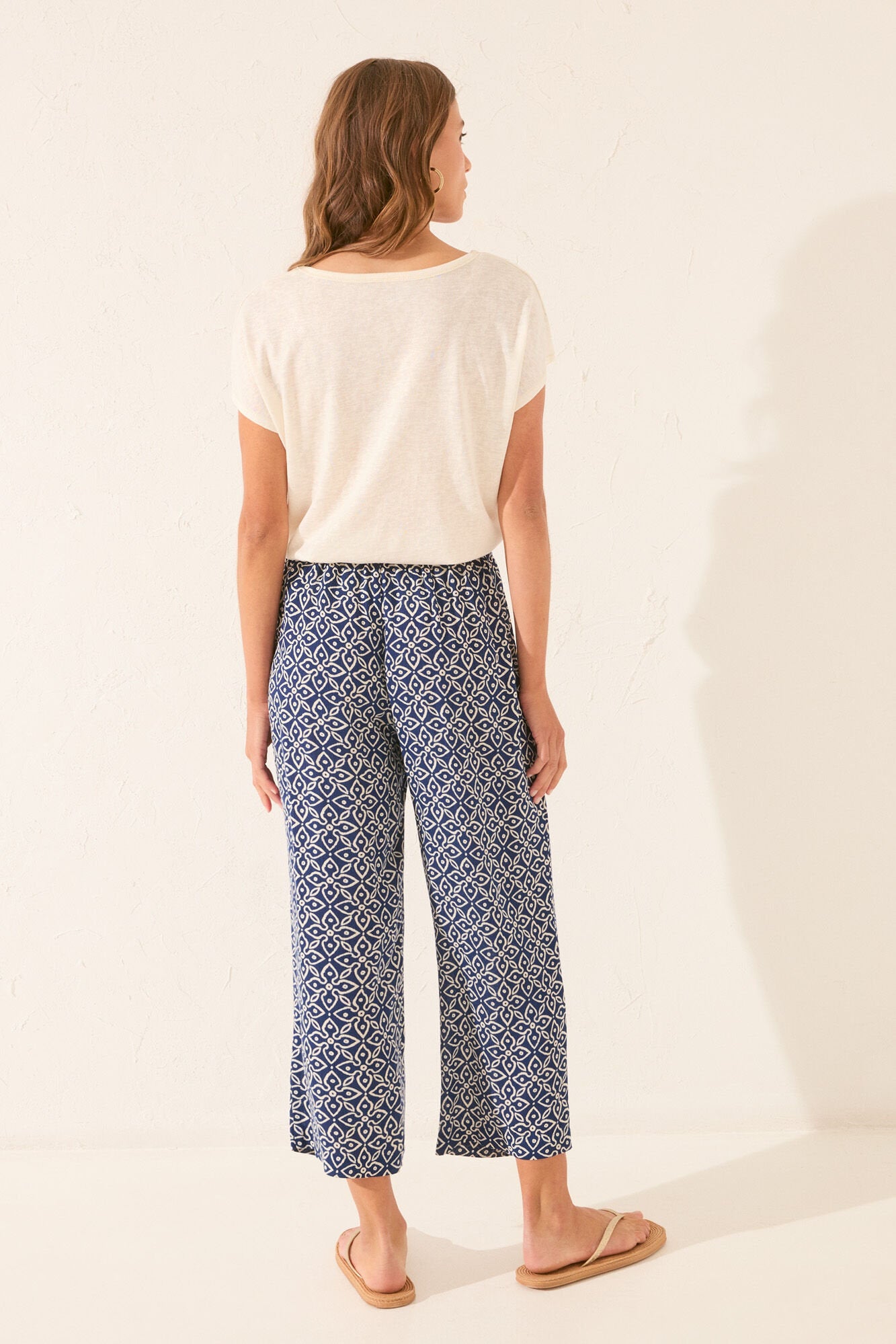 Women Secret_Stamp Print Capri Trouser_3702231_19_05